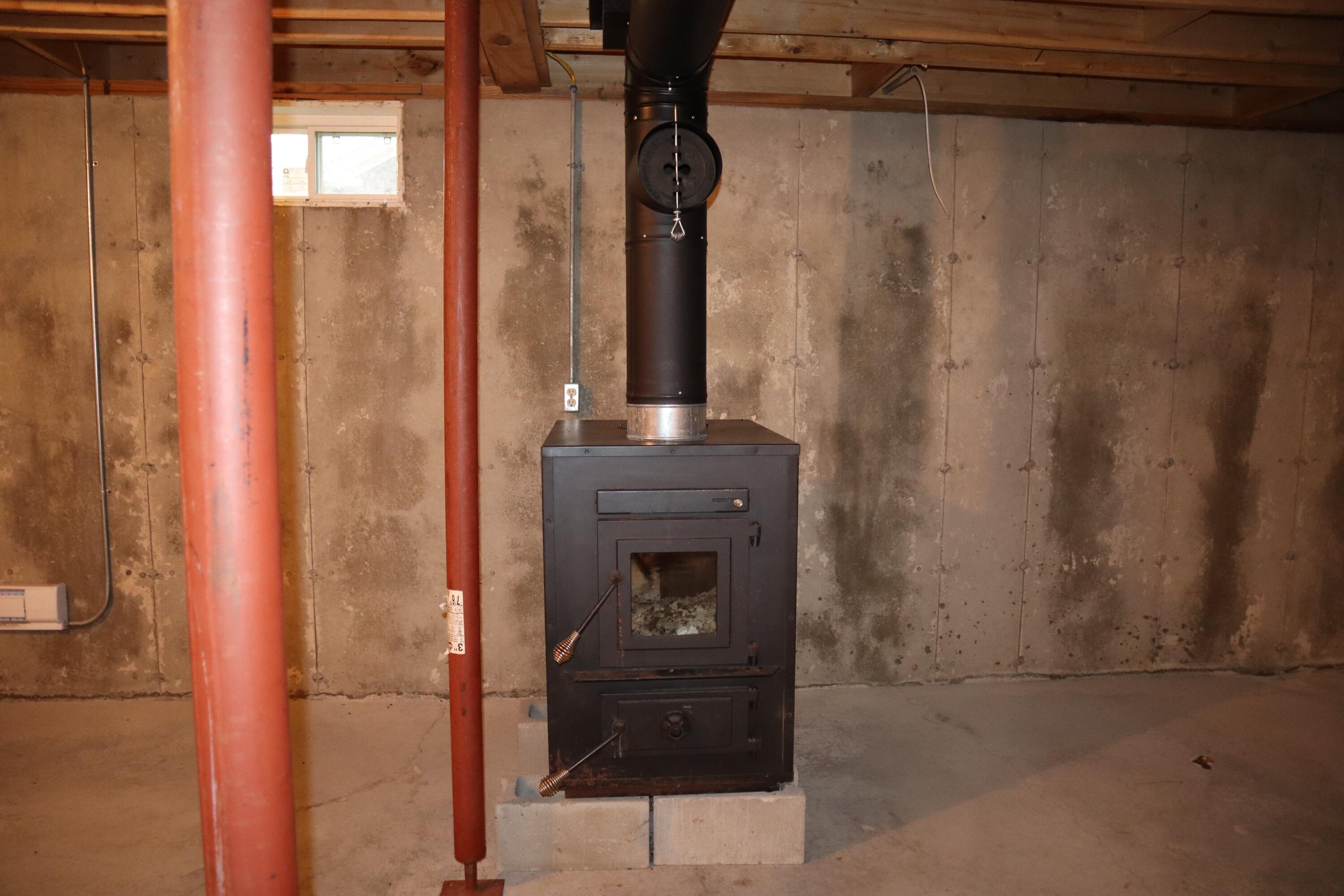 19 Henderson Road Property Photo 8