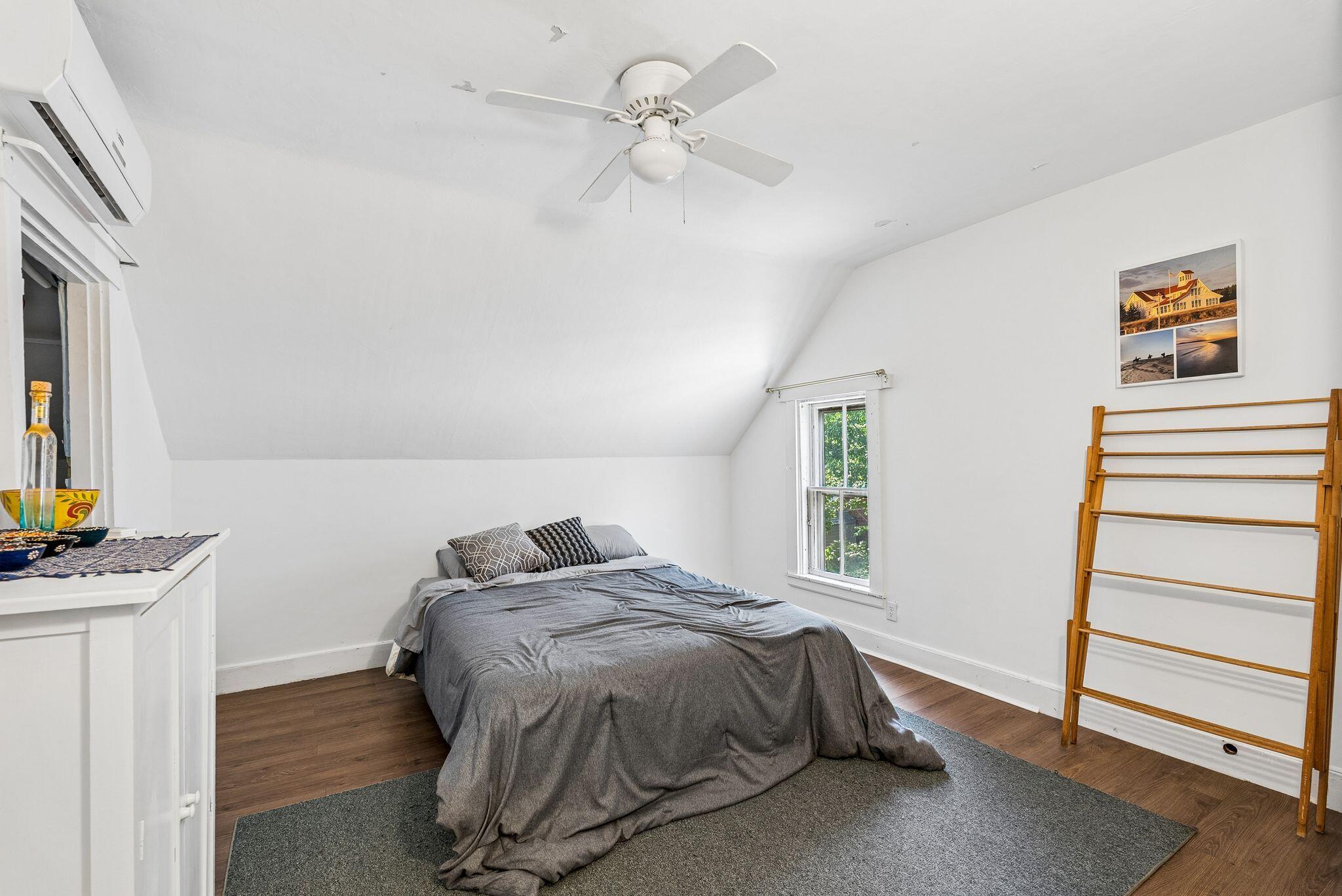 188 North Street Property Photo 25