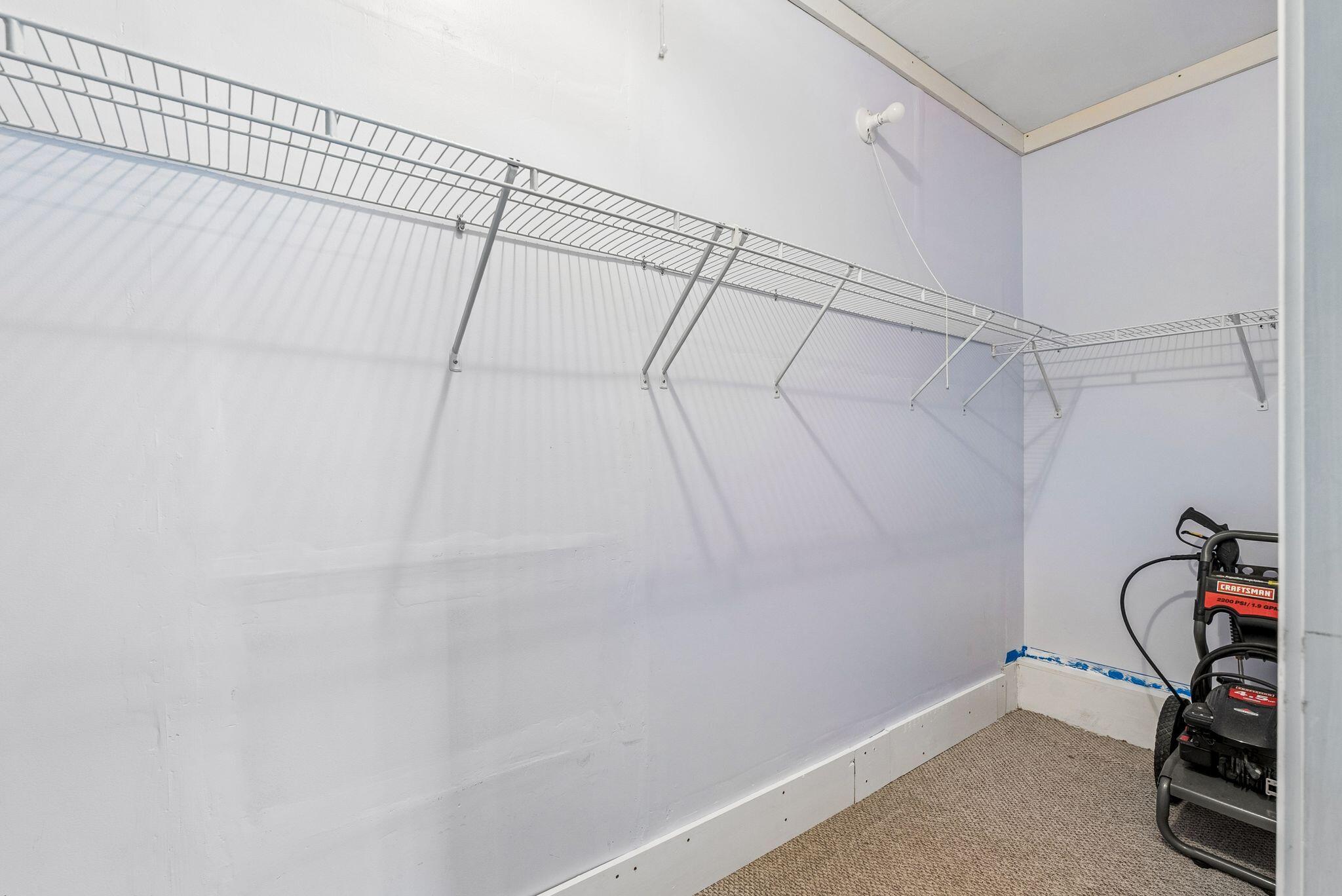 188 North Street Property Photo 34