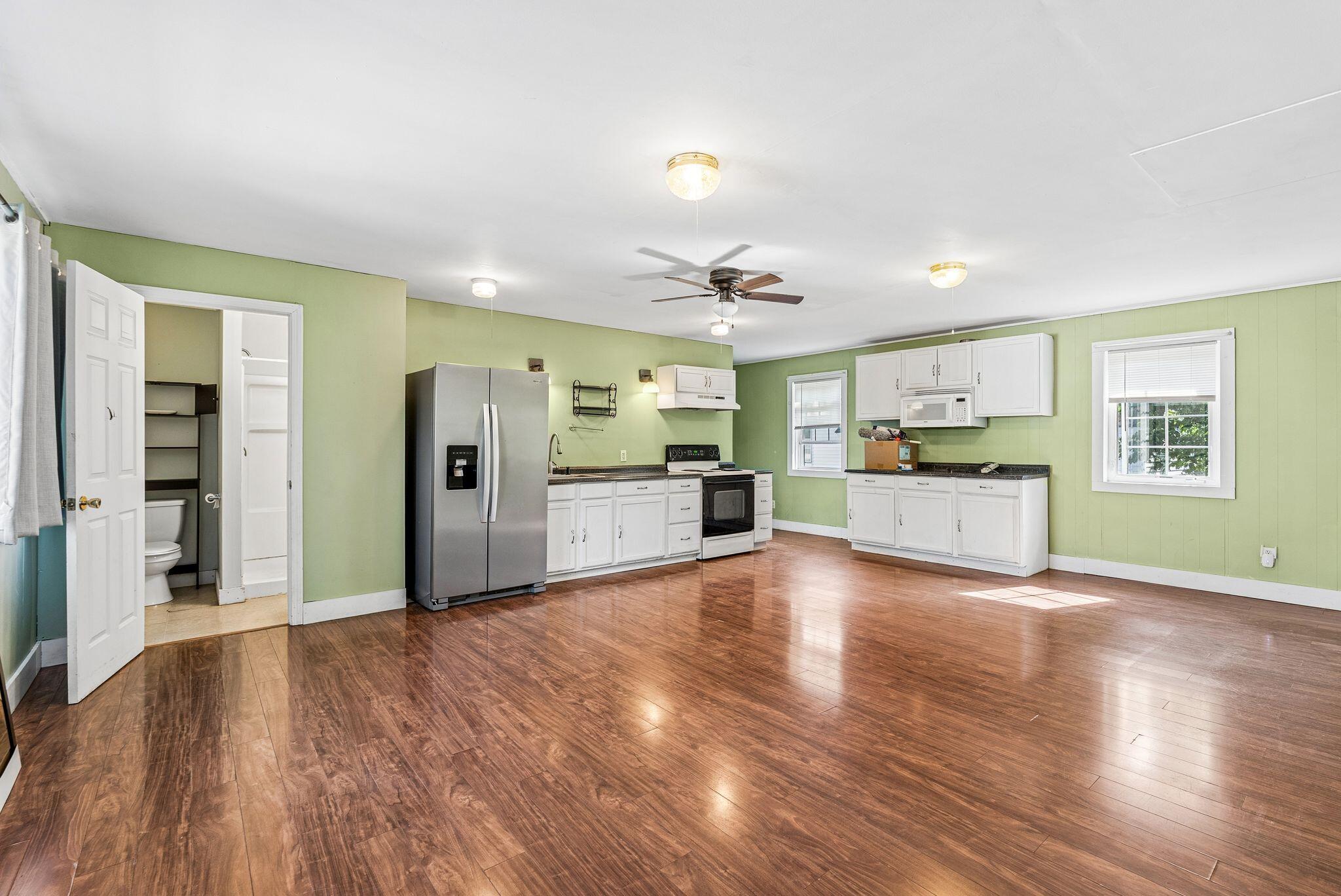 188 North Street Property Photo 39