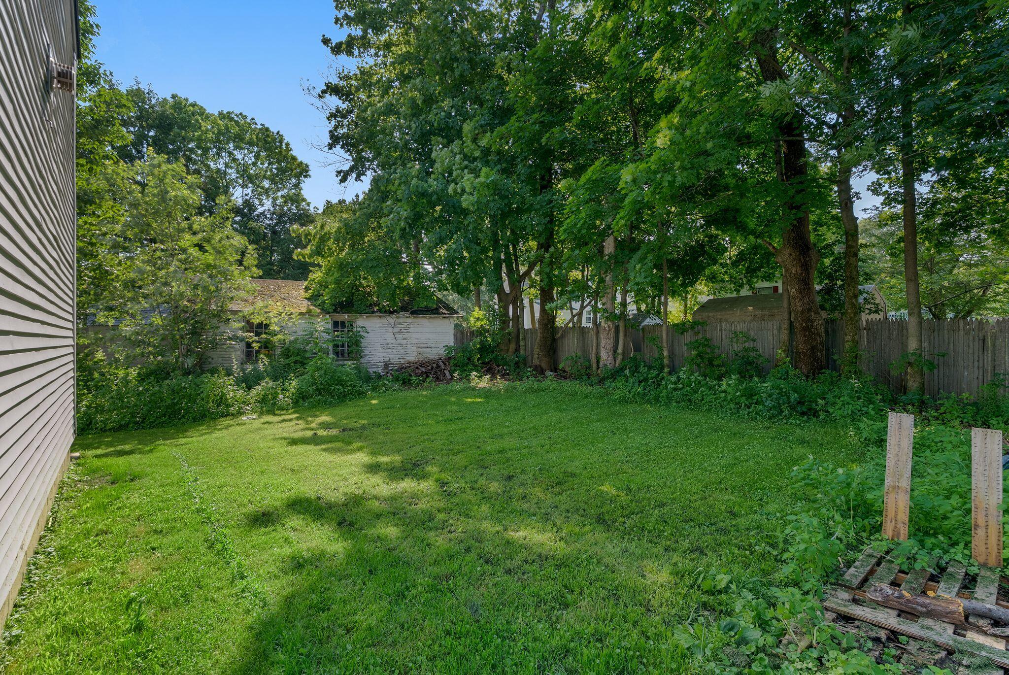 188 North Street Property Photo 44
