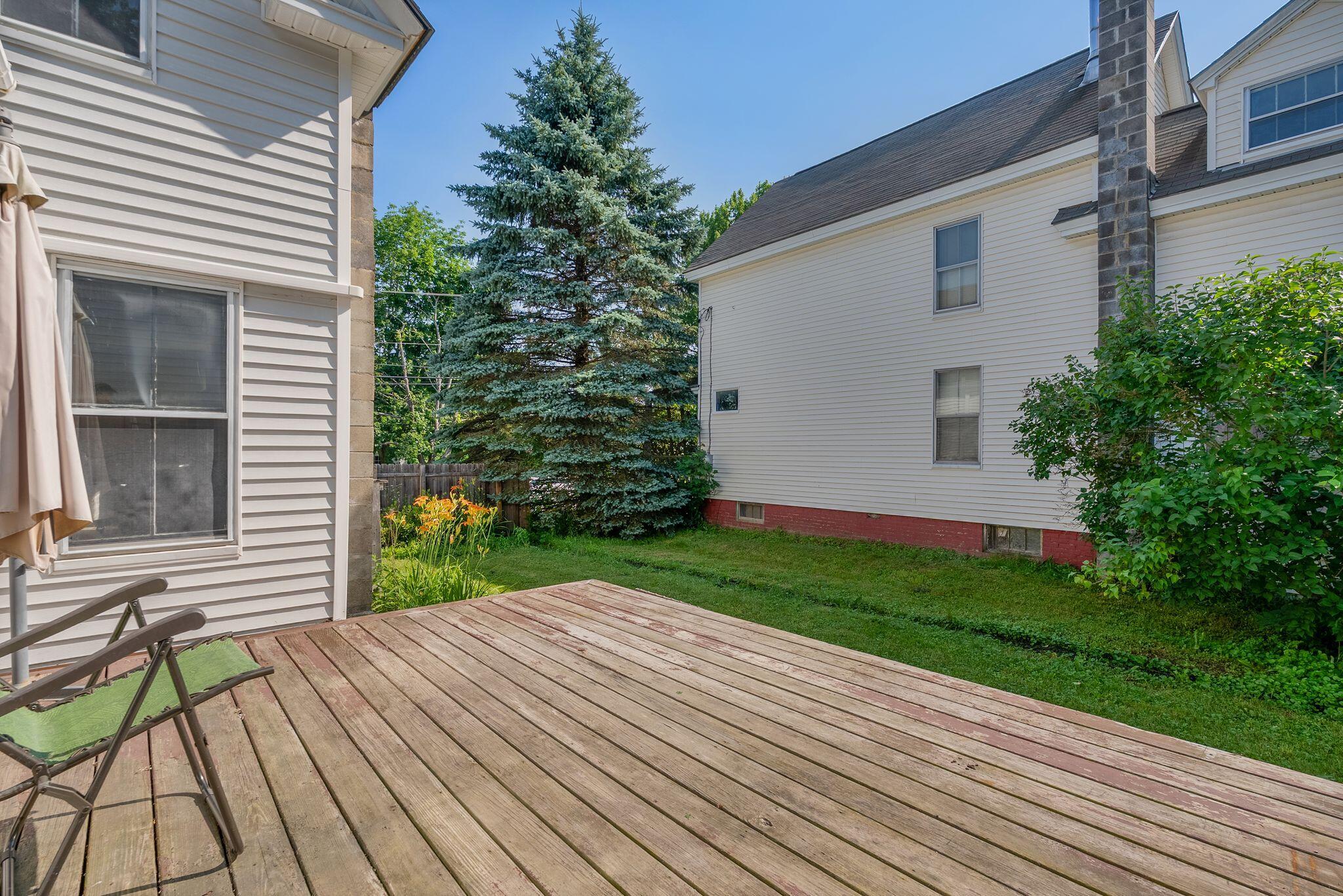 188 North Street Property Photo 48