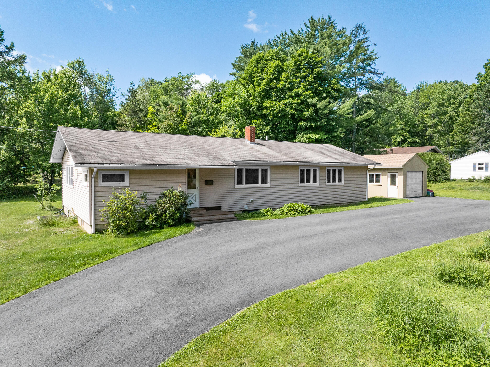 2 Averill Street Property Photo 3