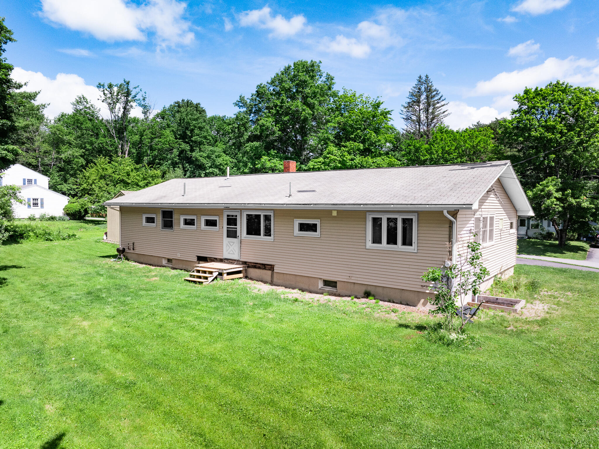 2 Averill Street Property Photo 5