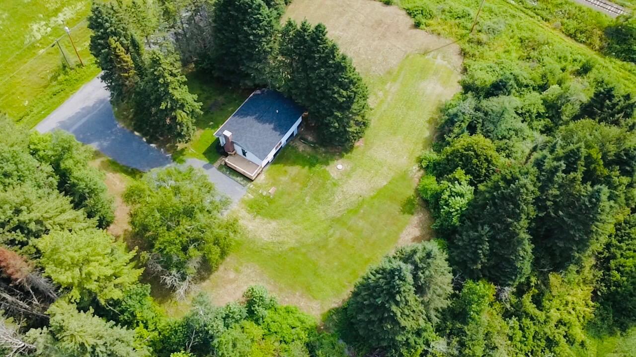 129 Currier Road Property Photo 12