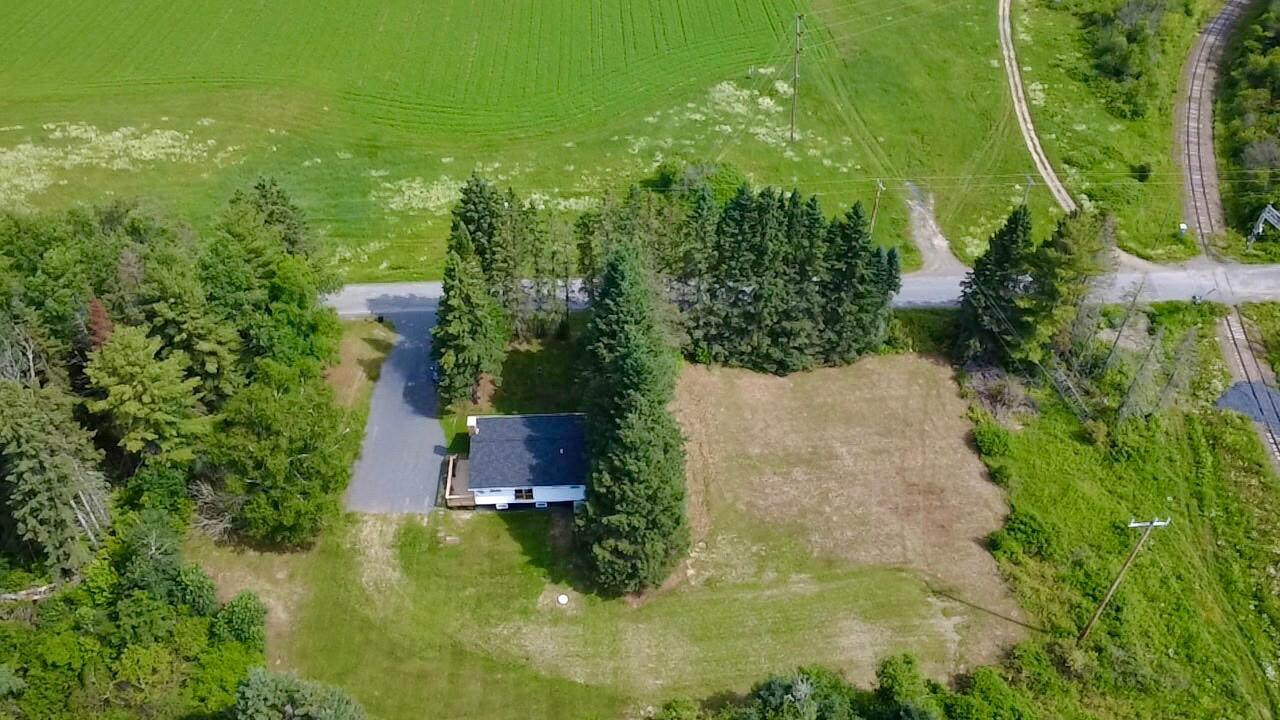 129 Currier Road Property Photo 13