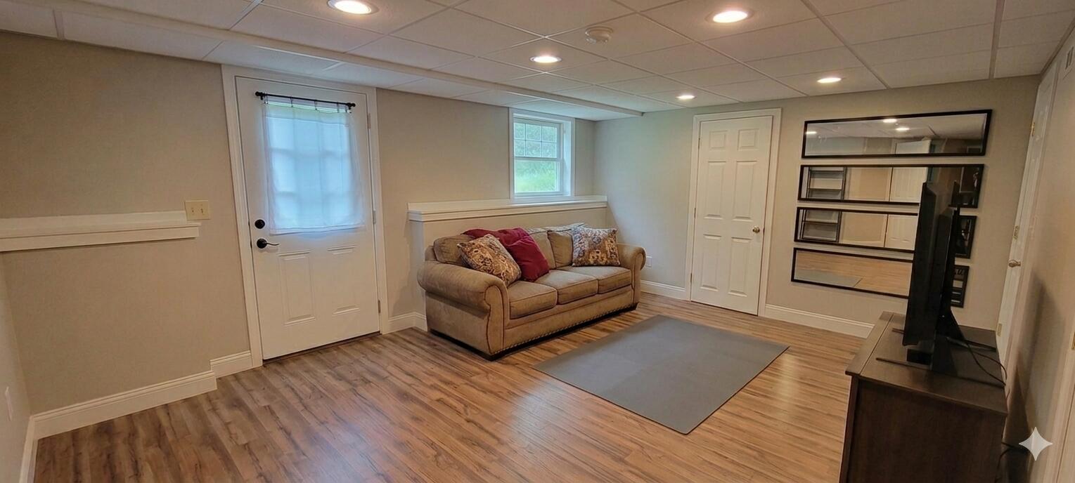 57 Gillette Road Property Photo 6