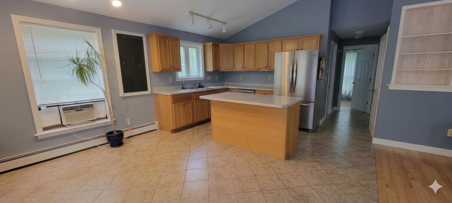 57 Gillette Road Property Photo 9