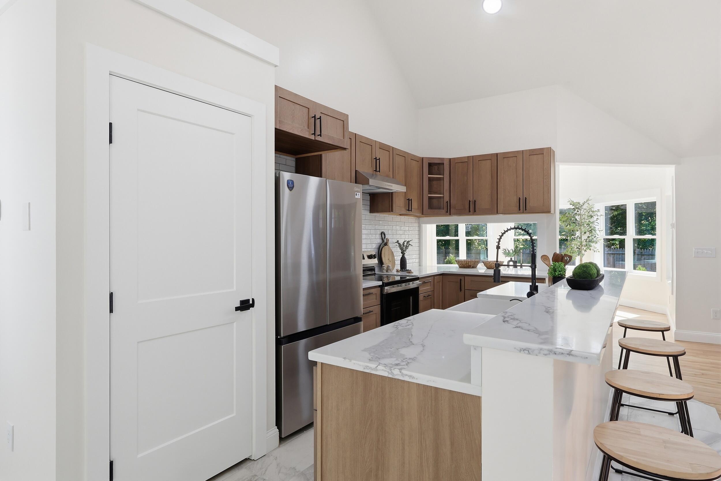 26 Sawyer Road Property Photo 5
