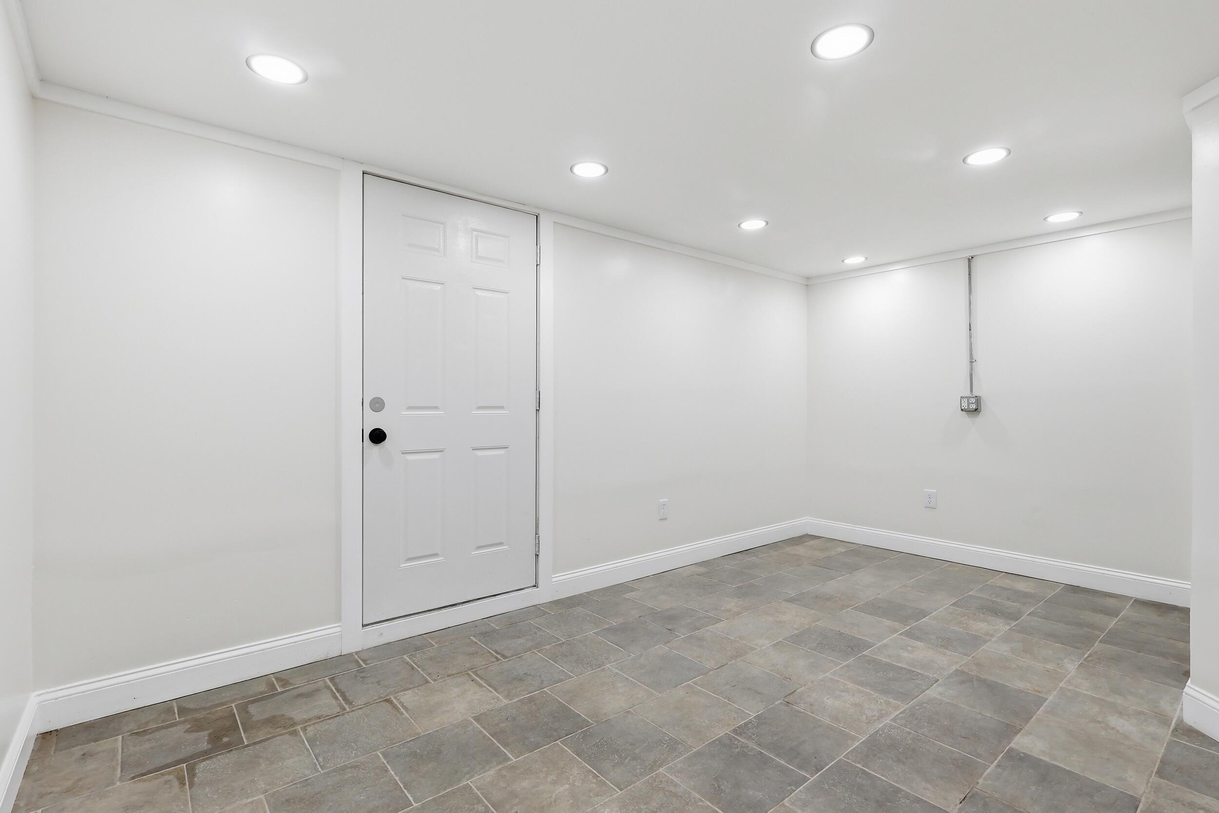 26 Sawyer Road Property Photo 43