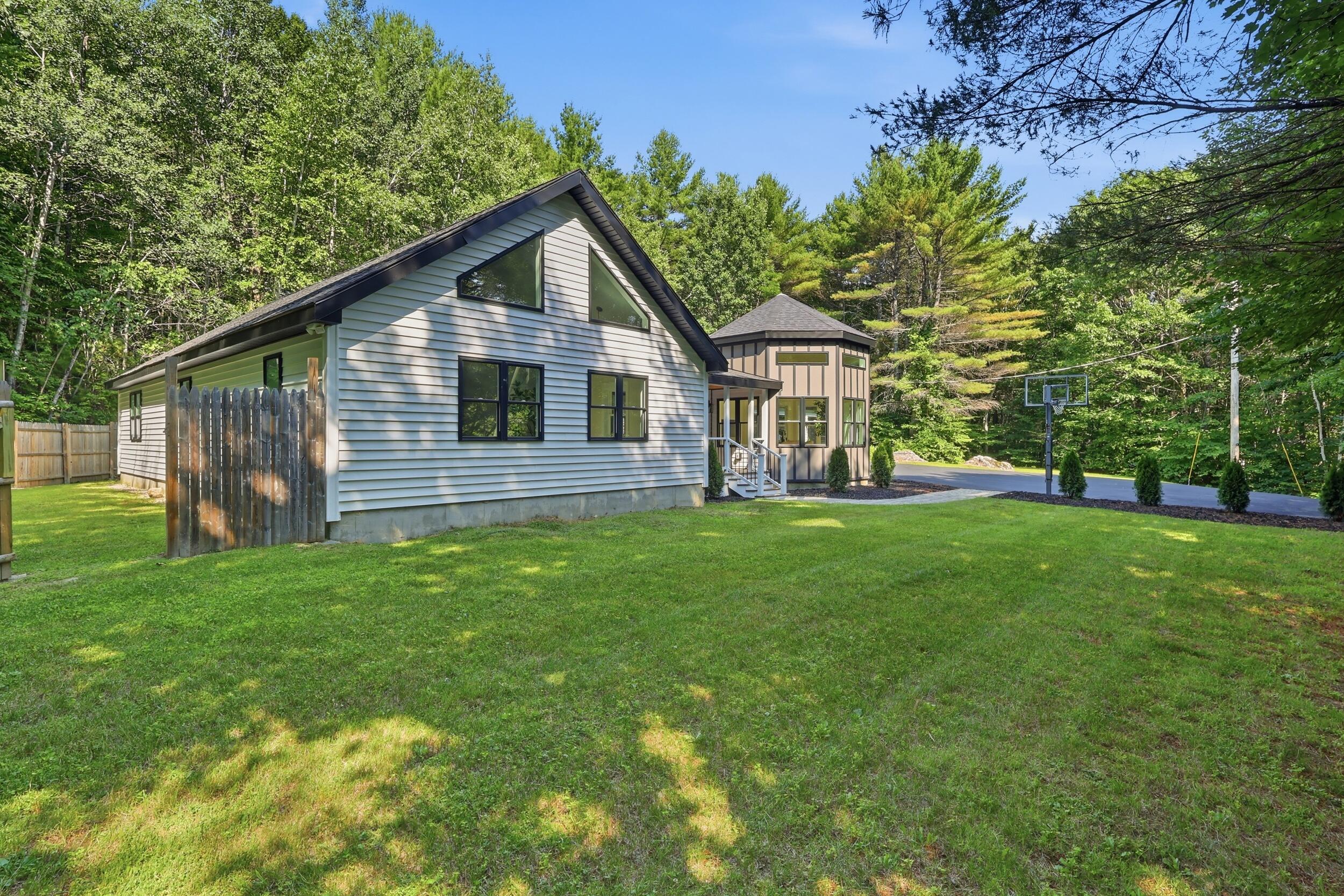 26 Sawyer Road Property Photo 69
