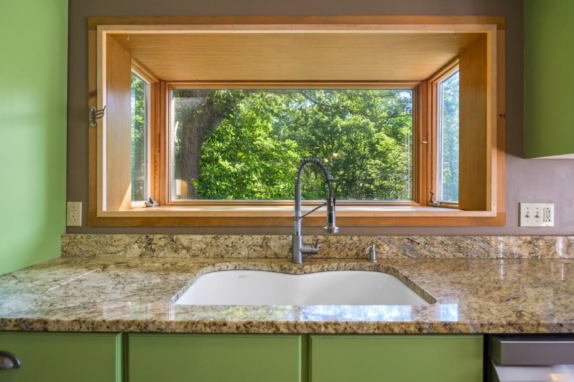 82 Back Narrows Road Property Photo 23