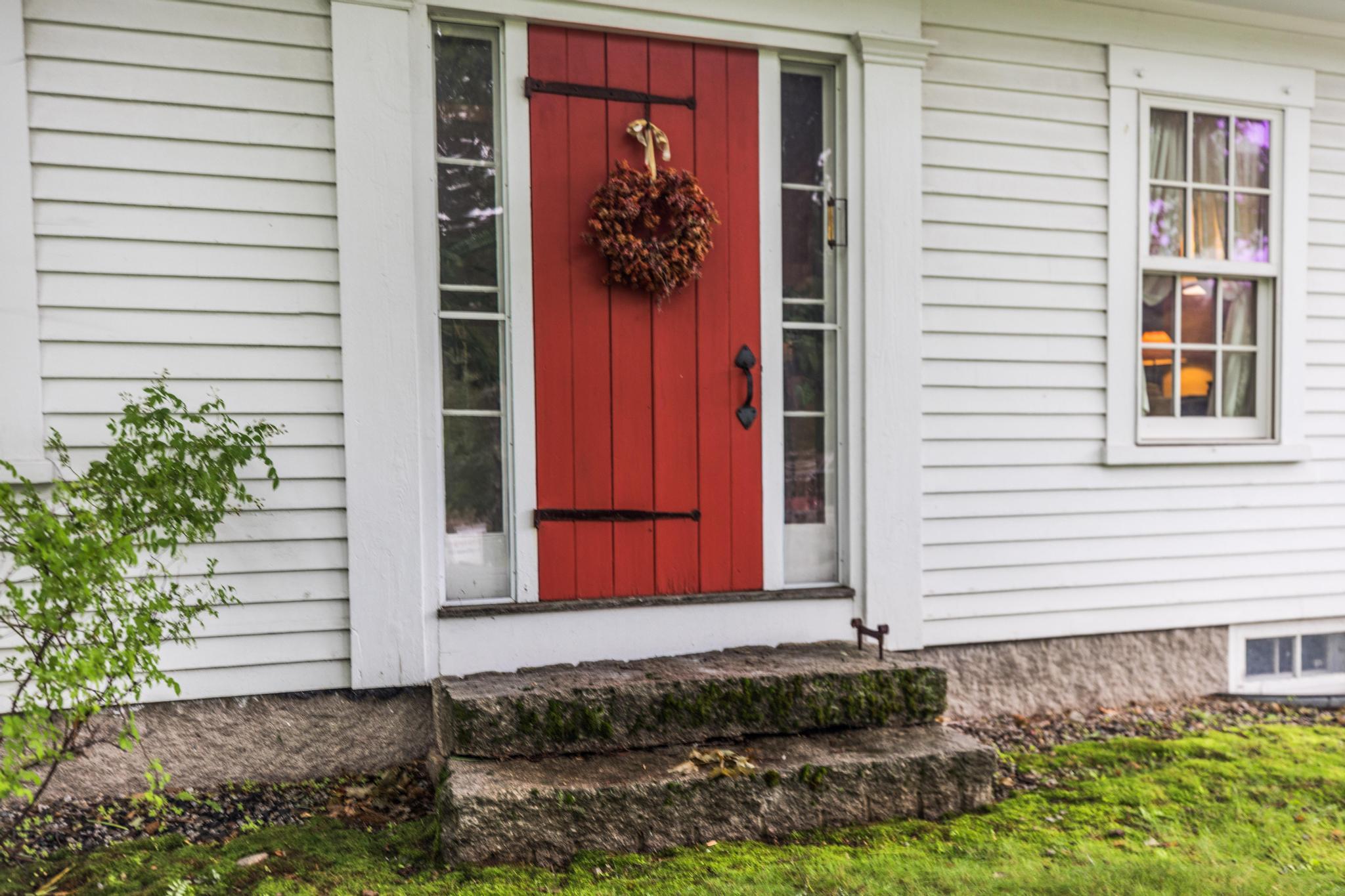 10 Old Sanford Road Property Photo 2