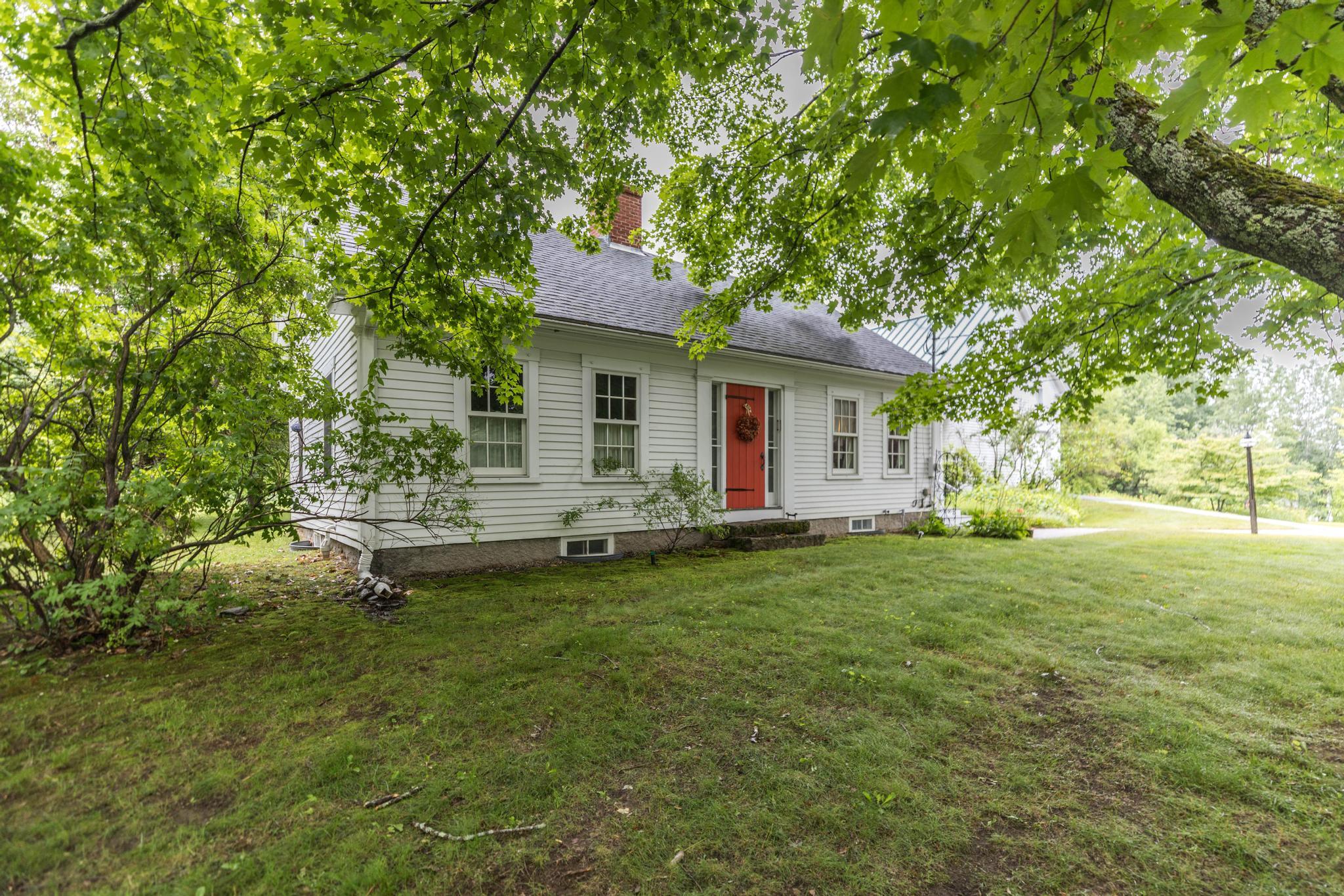10 Old Sanford Road Property Photo 3