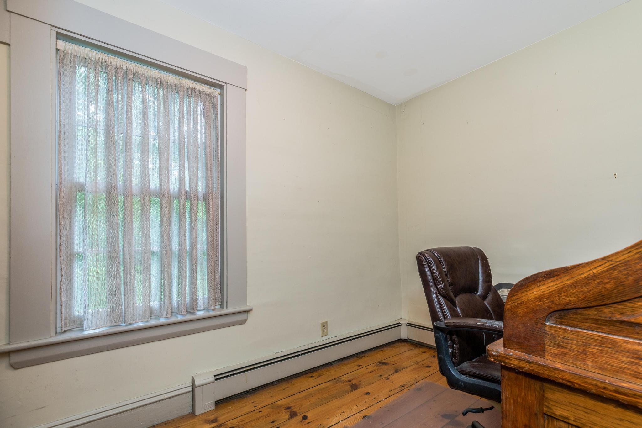 10 Old Sanford Road Property Photo 23
