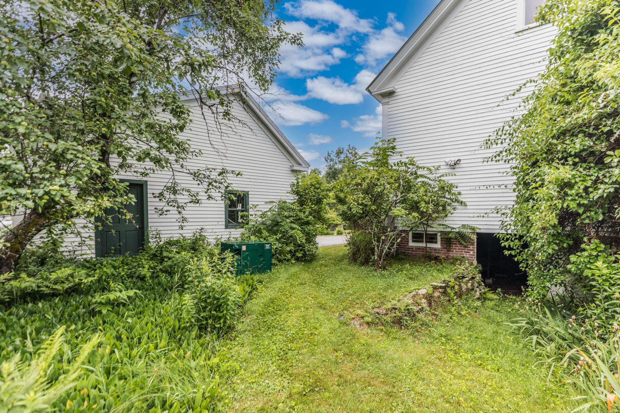 10 Old Sanford Road Property Photo 41