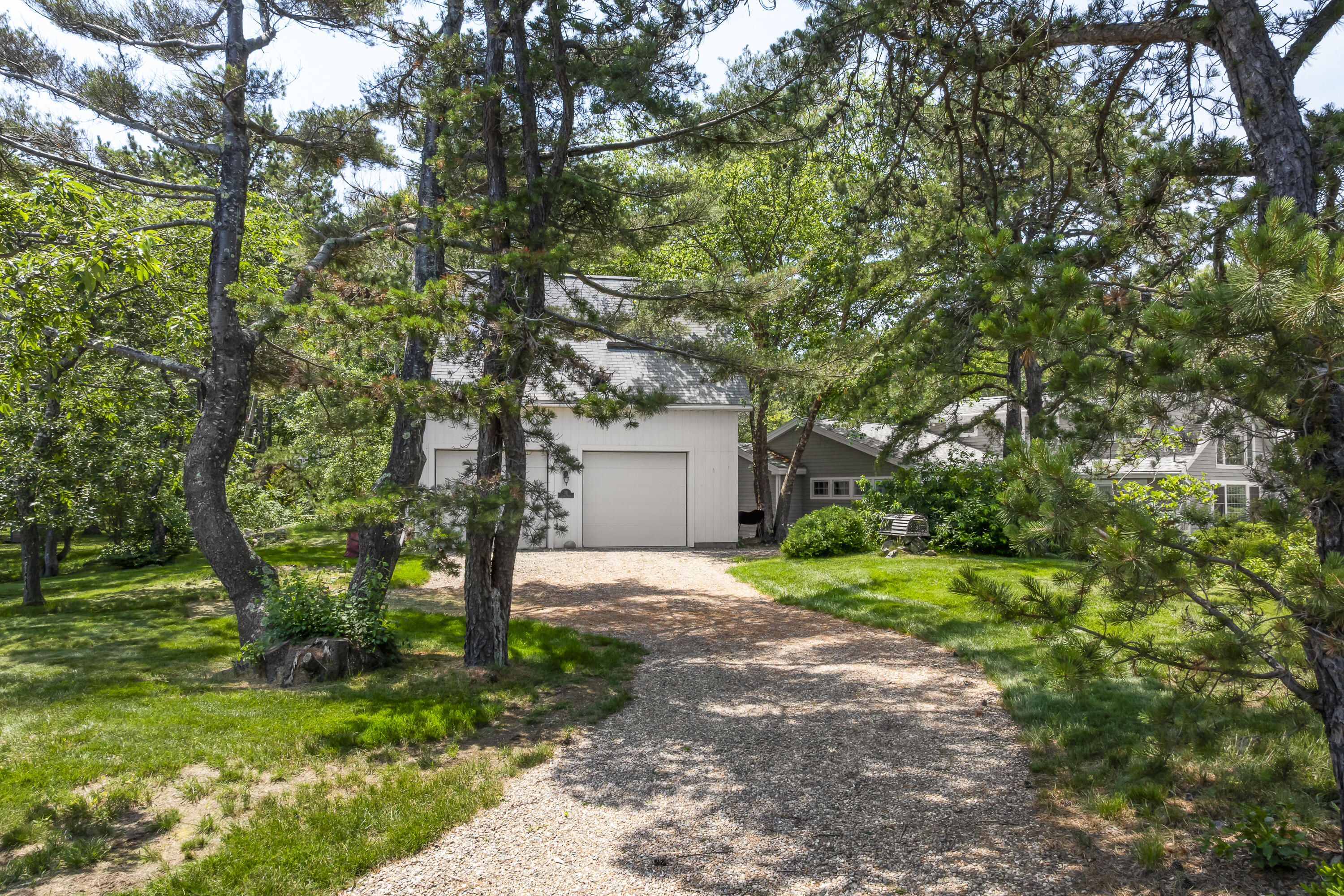 25 Bayberry Lane Property Photo 6