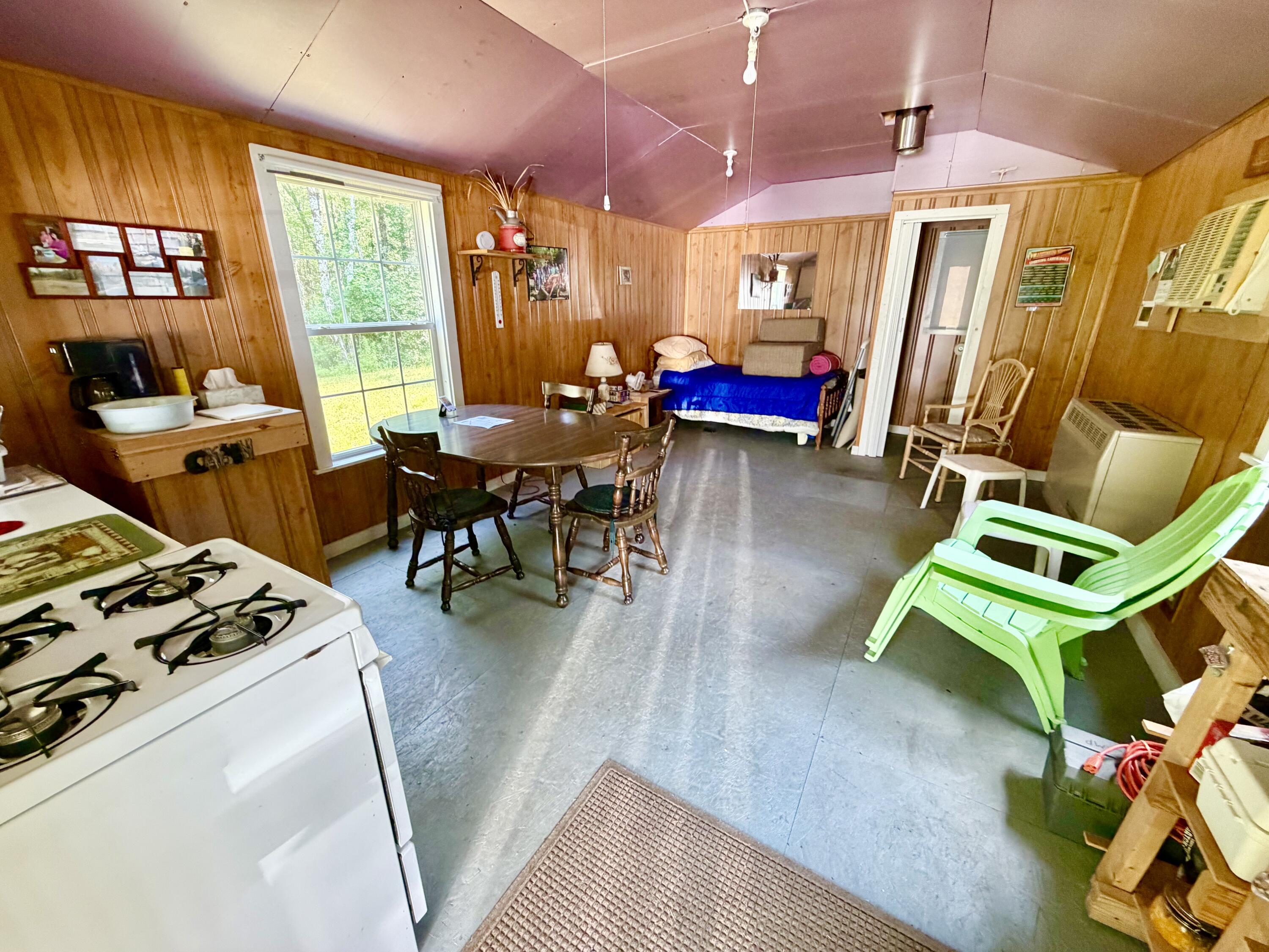 1053 Hudson Hill Road Property Photo 22