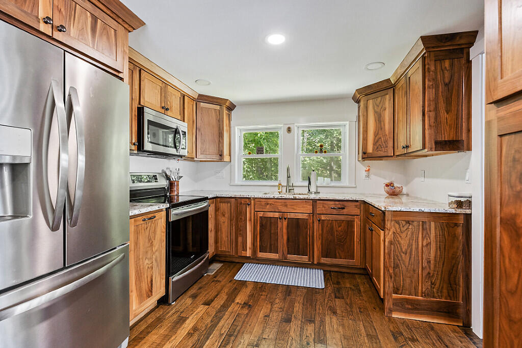 138 Park Lane Property Photo 23