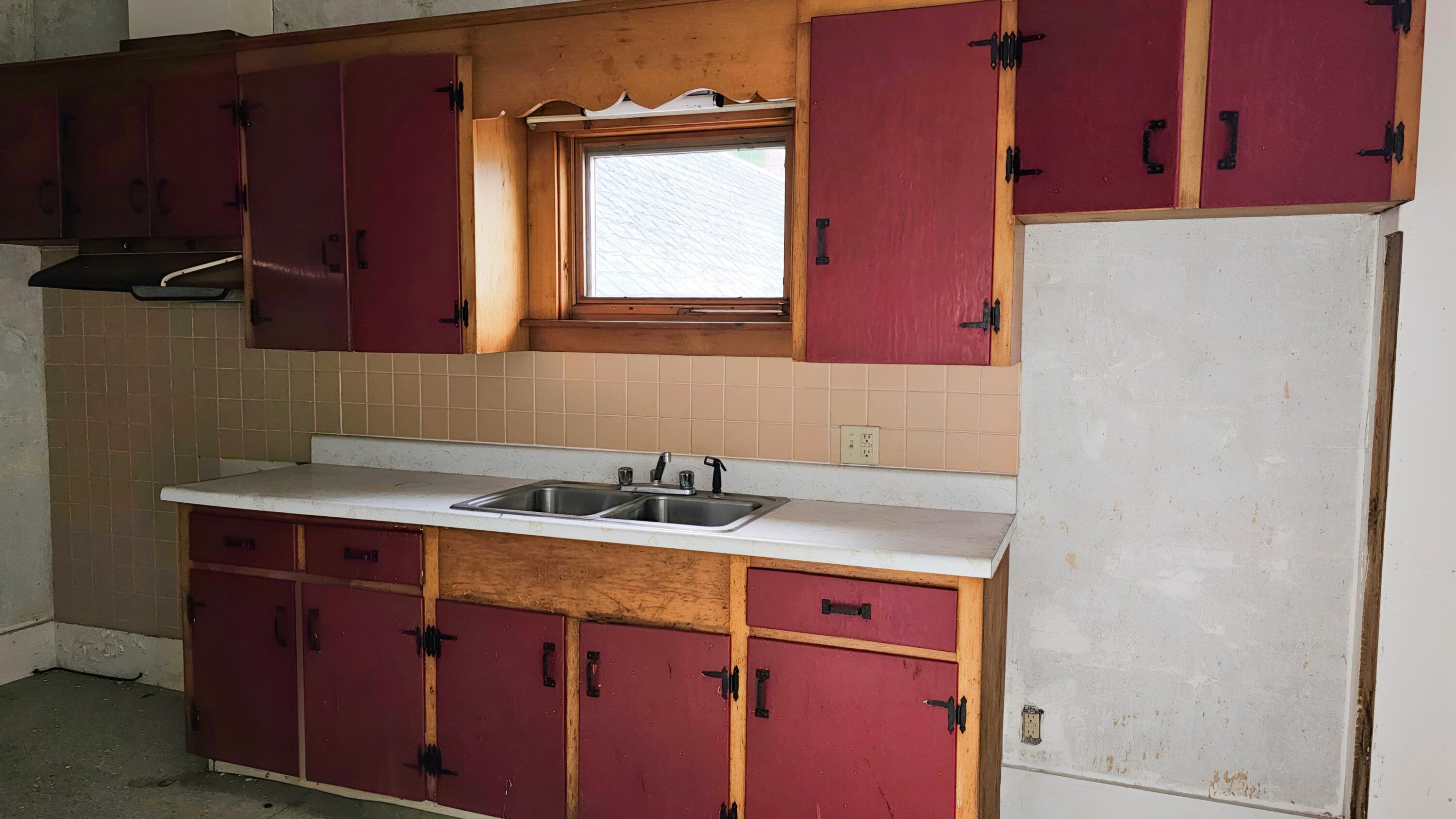 85 Main Street Property Photo 15