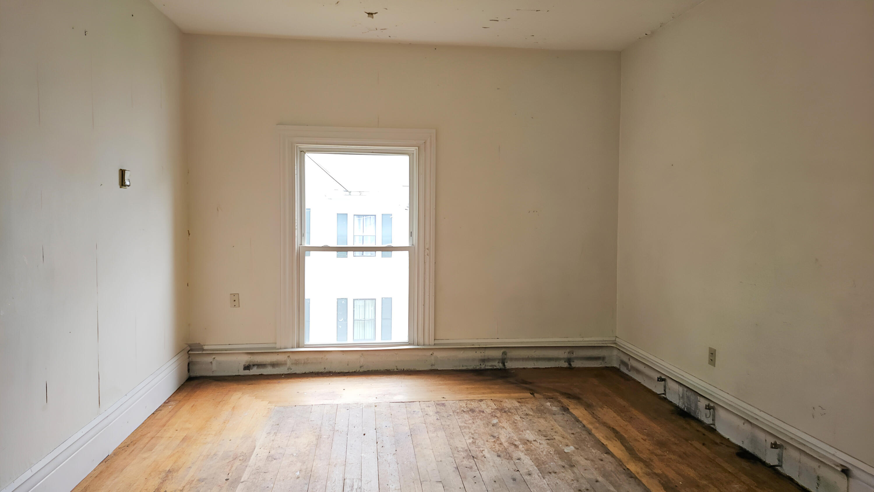 85 Main Street Property Photo 17