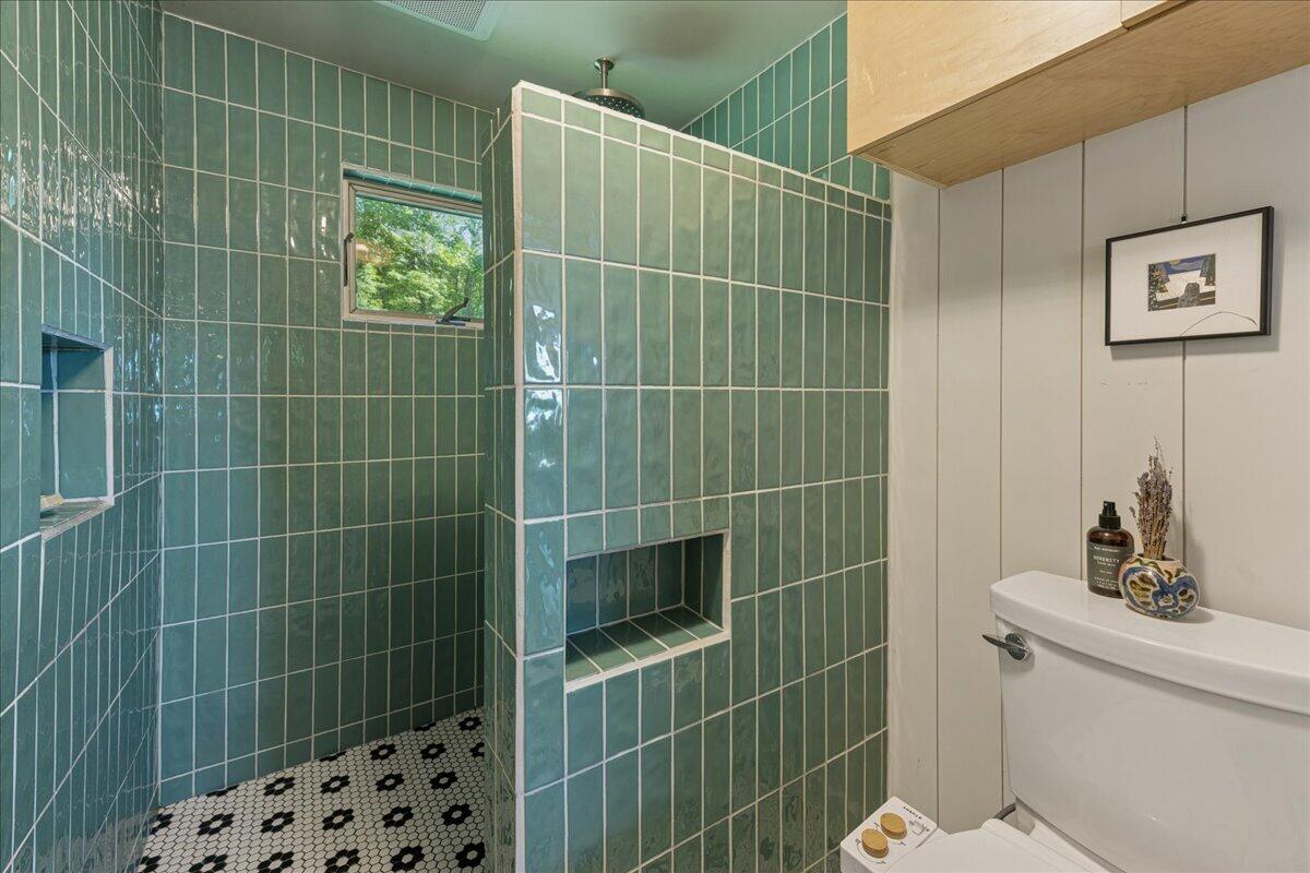 370 Carroll Road Property Photo 18