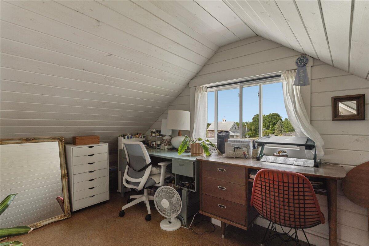 370 Carroll Road Property Photo 27