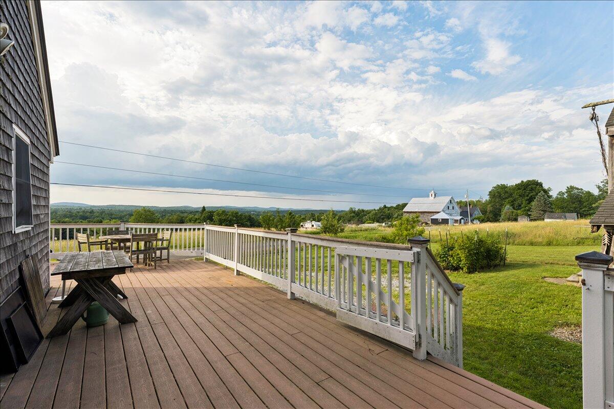 370 Carroll Road Property Photo 32