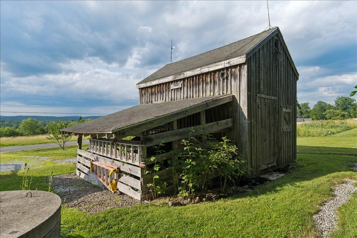 370 Carroll Road Property Photo 40