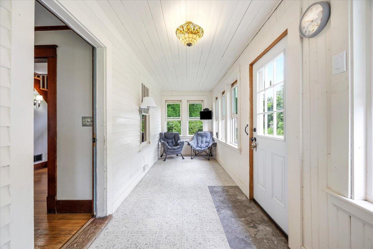 275 Sam Page Road Property Photo 4
