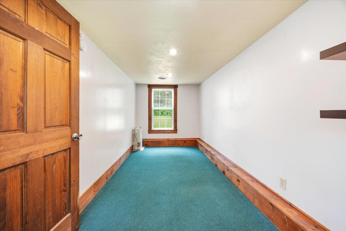 275 Sam Page Road Property Photo 21