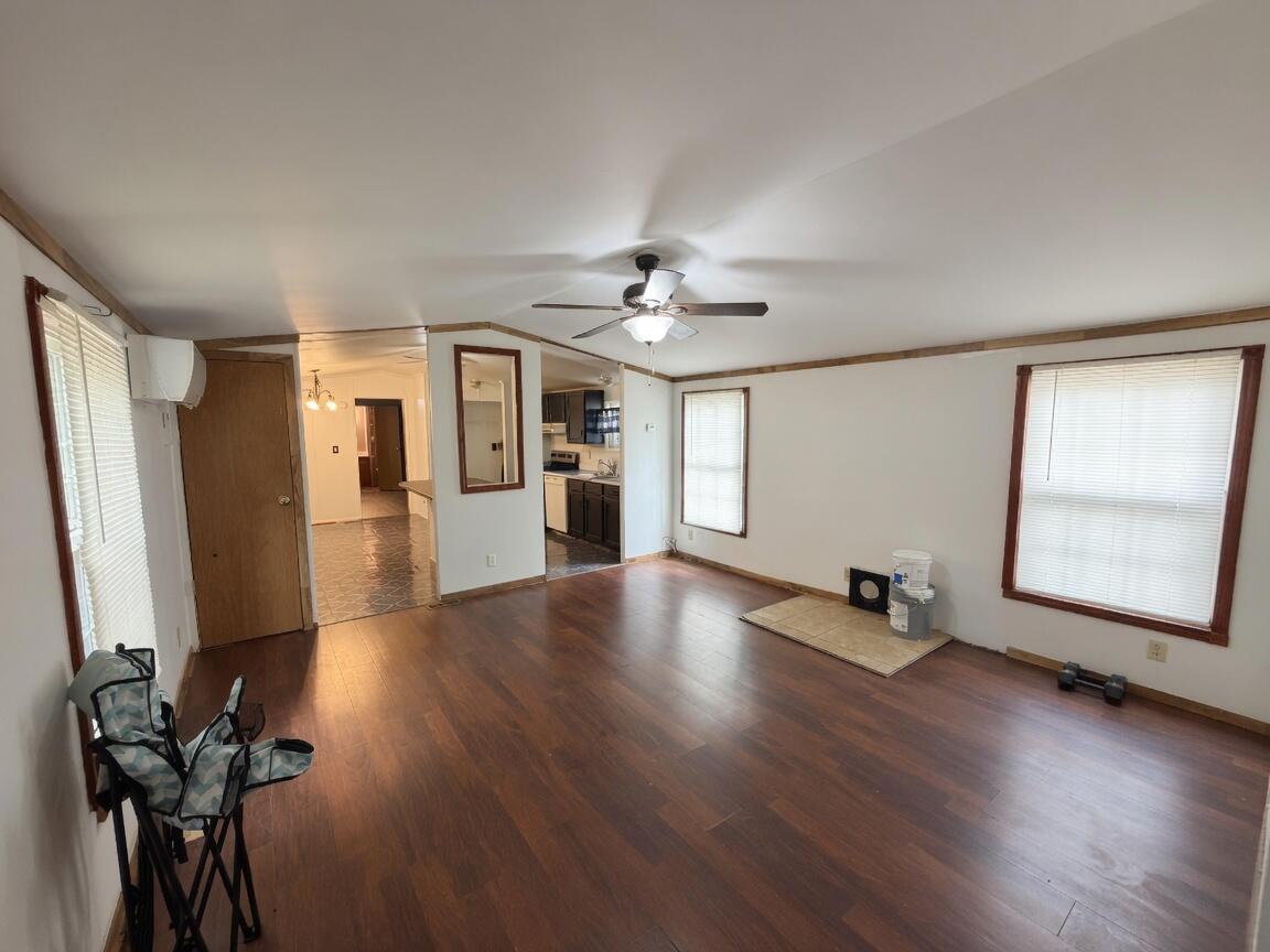 123 Cedar Street Property Photo 3