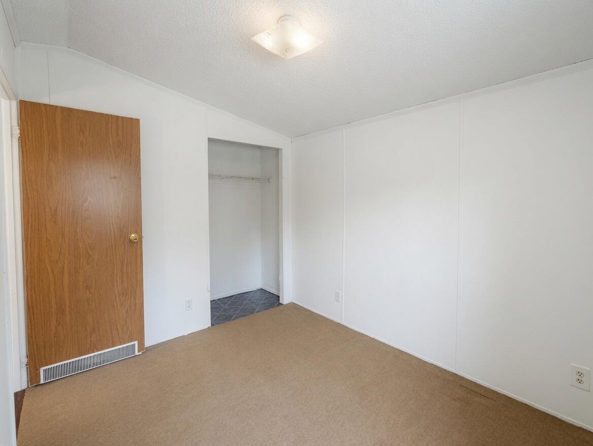 123 Cedar Street Property Photo 12