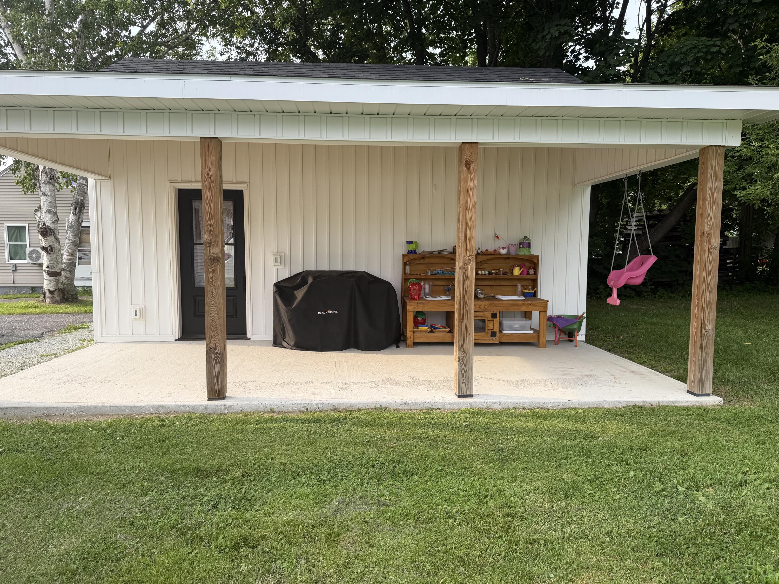 75 Dupont Drive Property Photo 6
