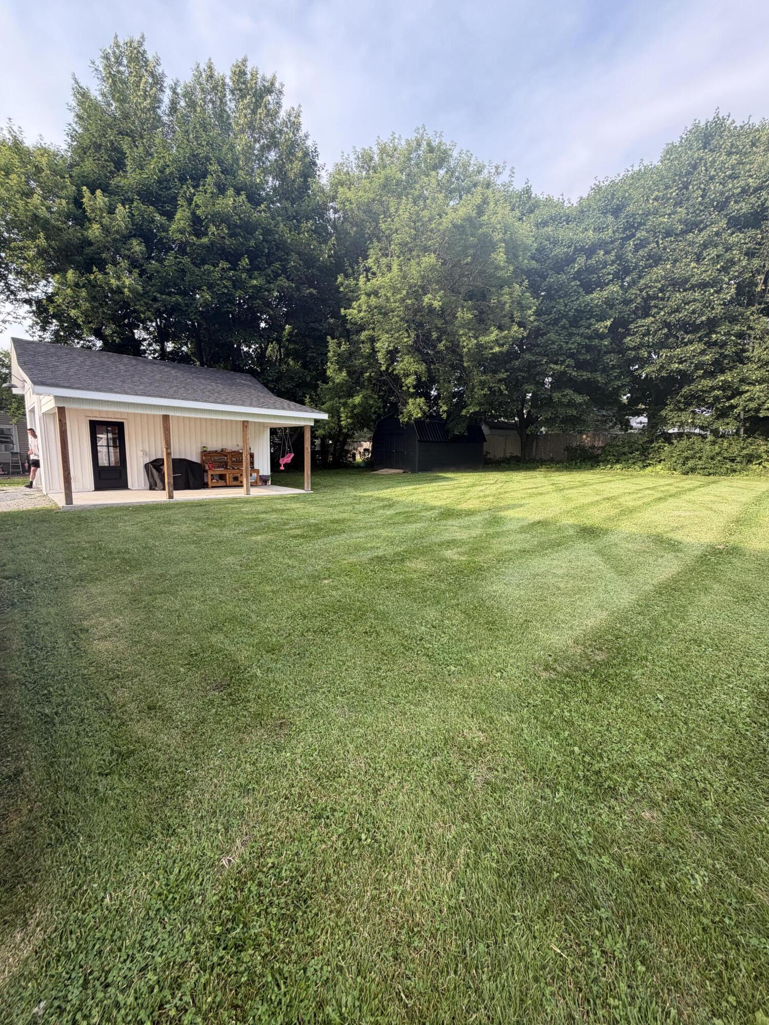 75 Dupont Drive Property Photo 8
