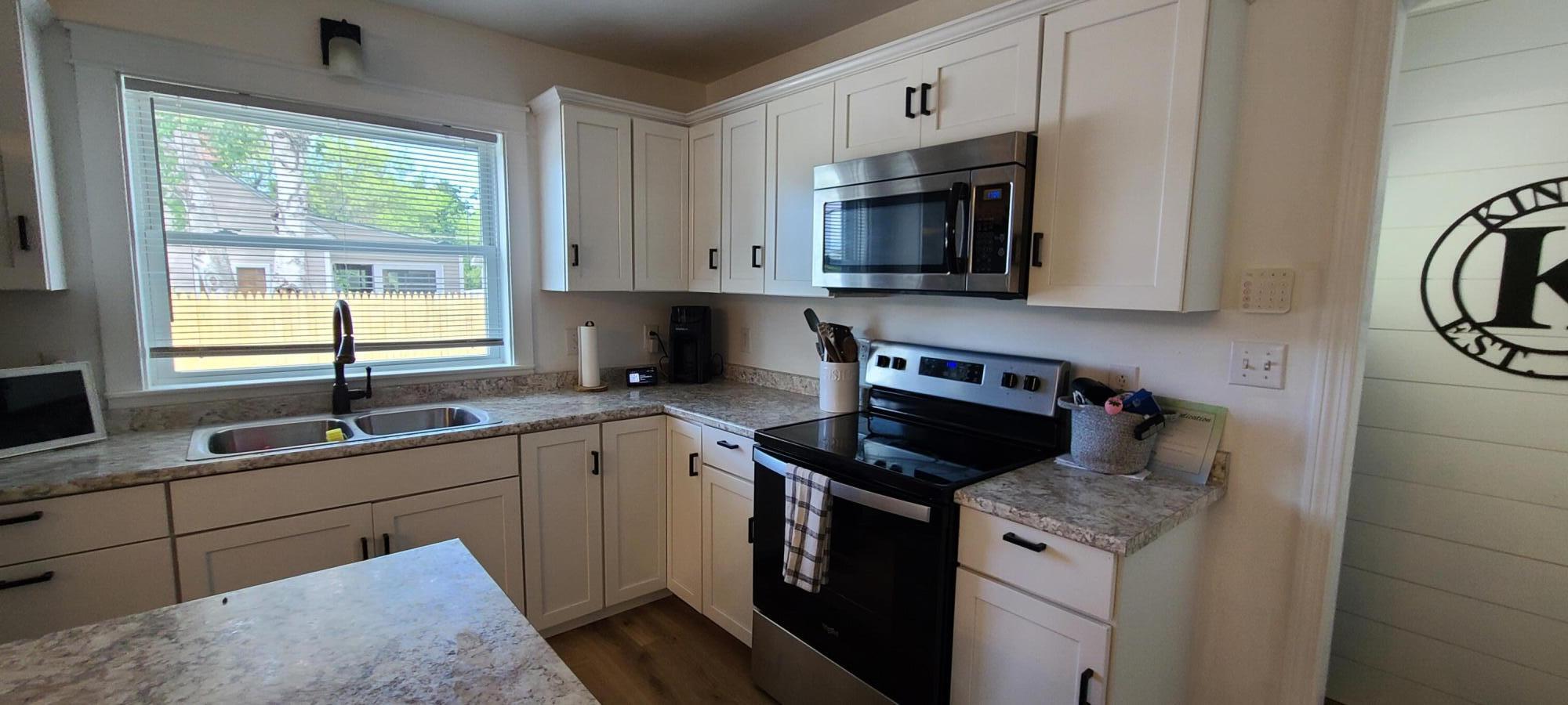 75 Dupont Drive Property Photo 14