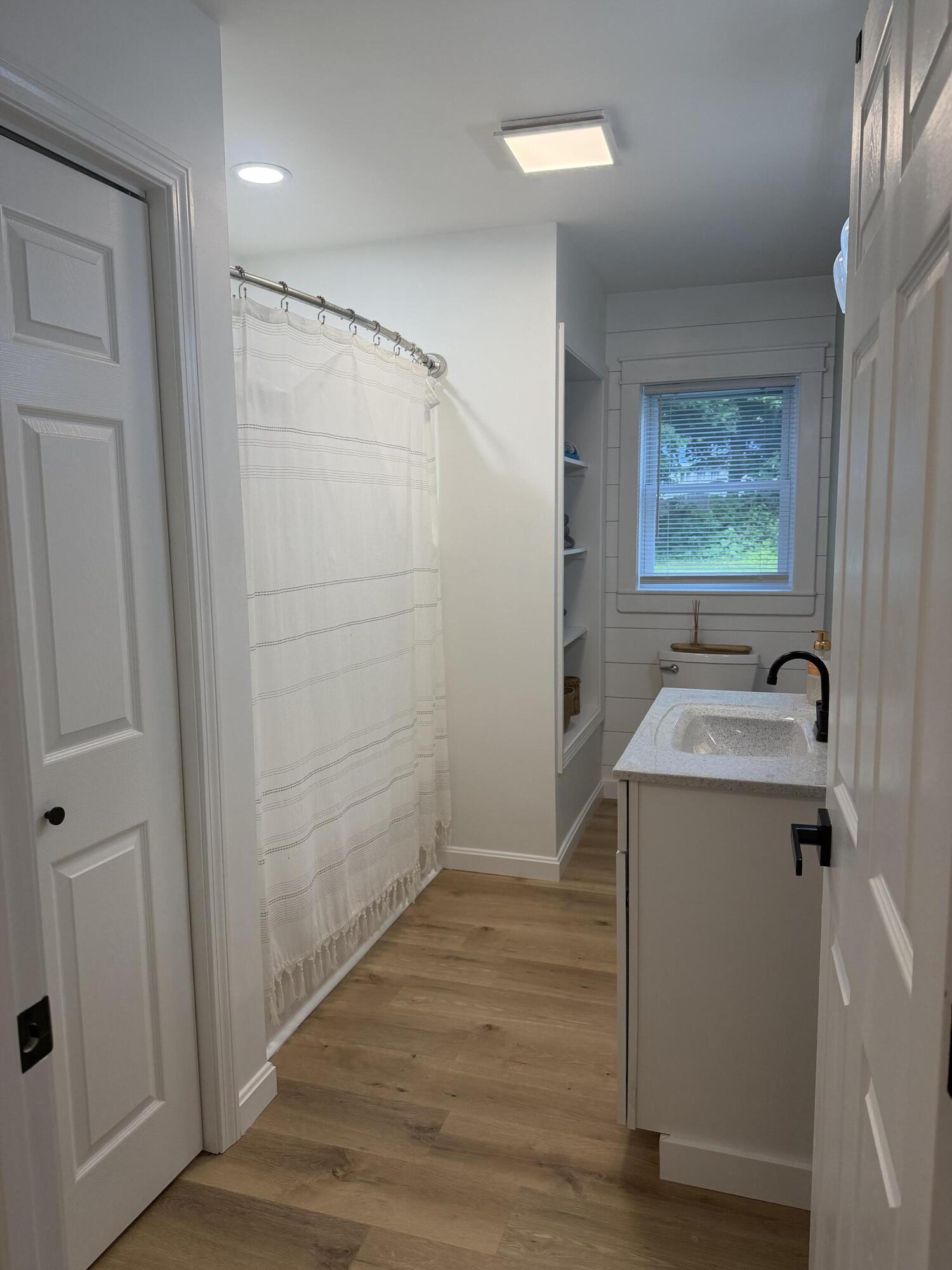 75 Dupont Drive Property Photo 20