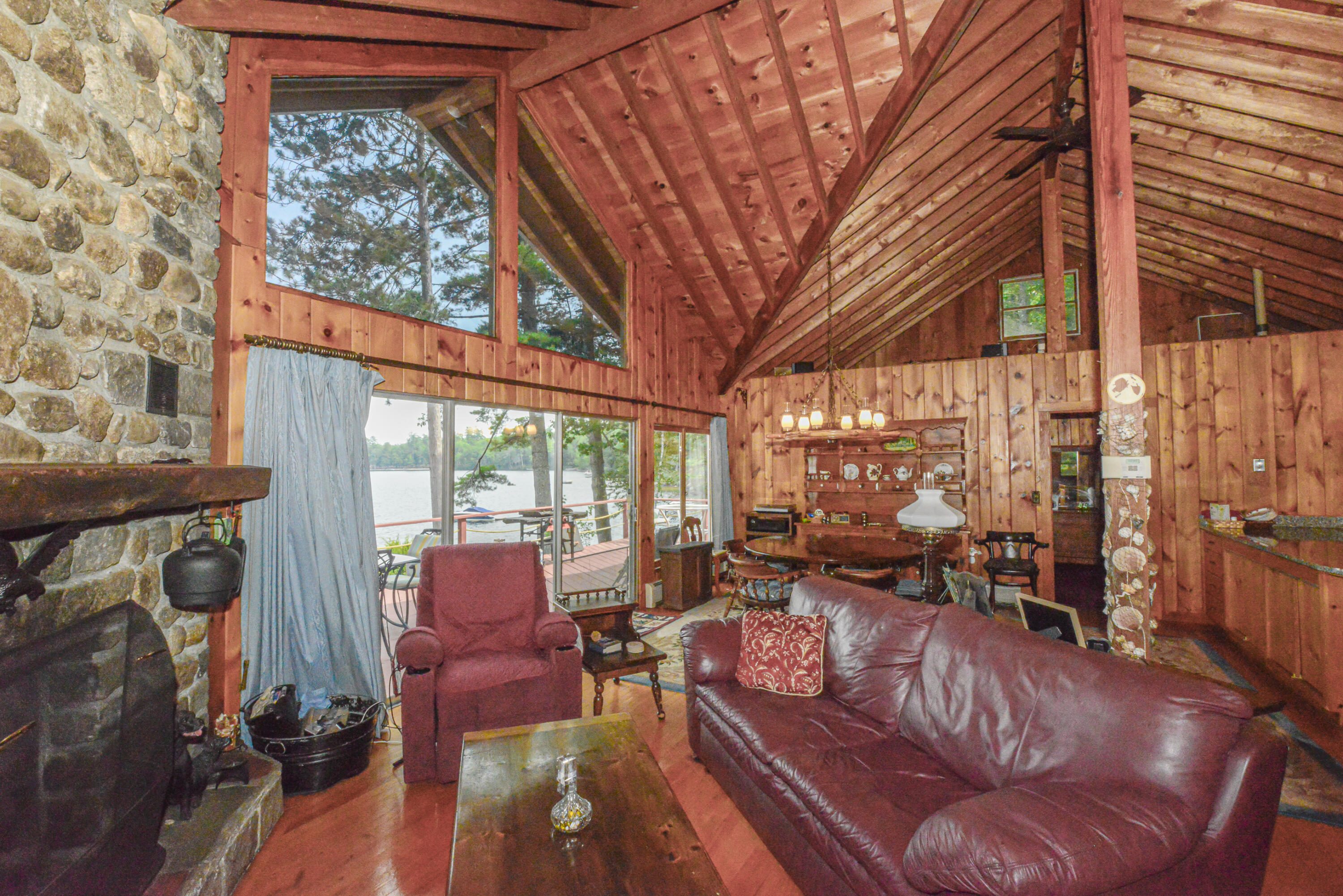 9 Johns Cove Property Photo 12