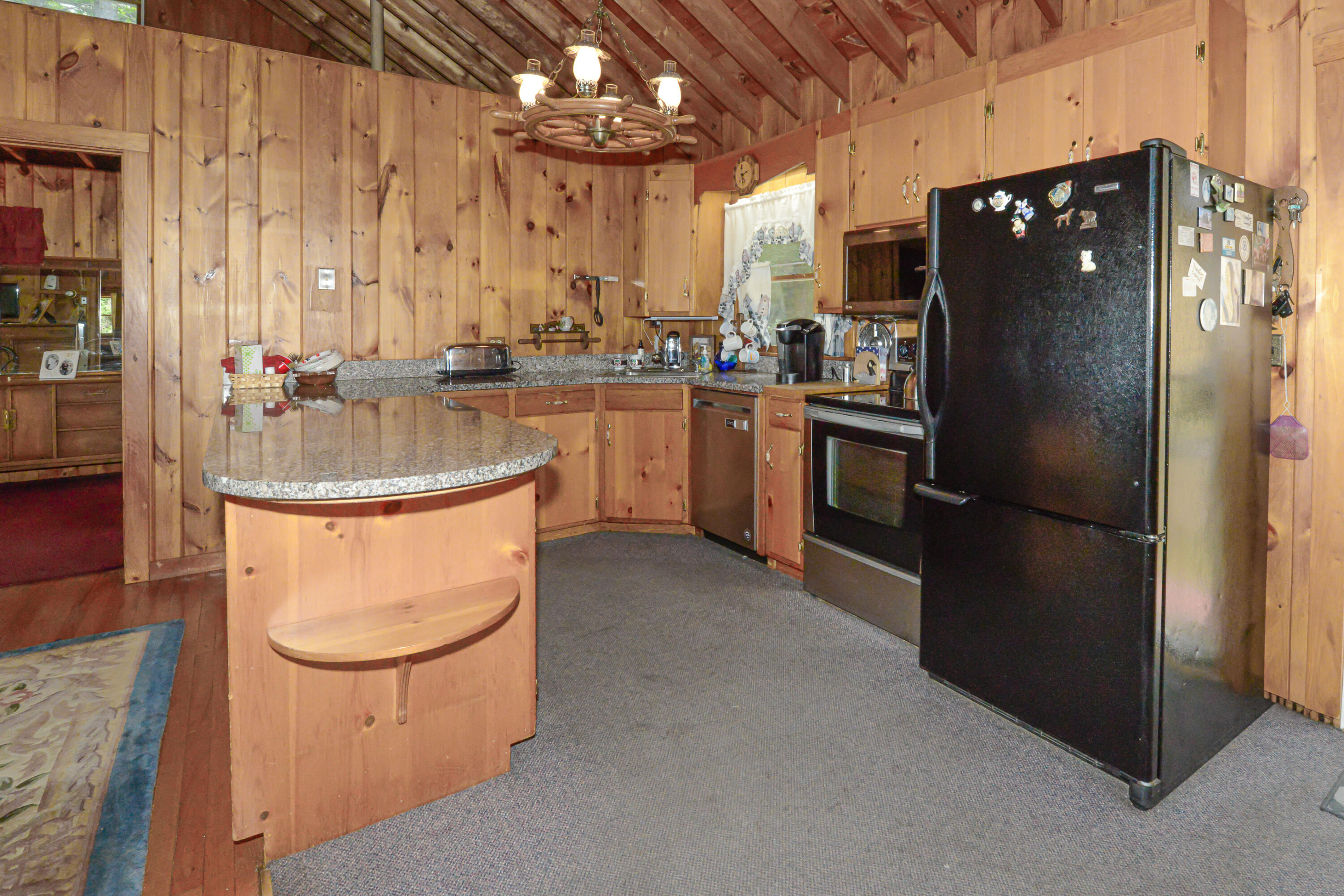 9 Johns Cove Property Photo 16