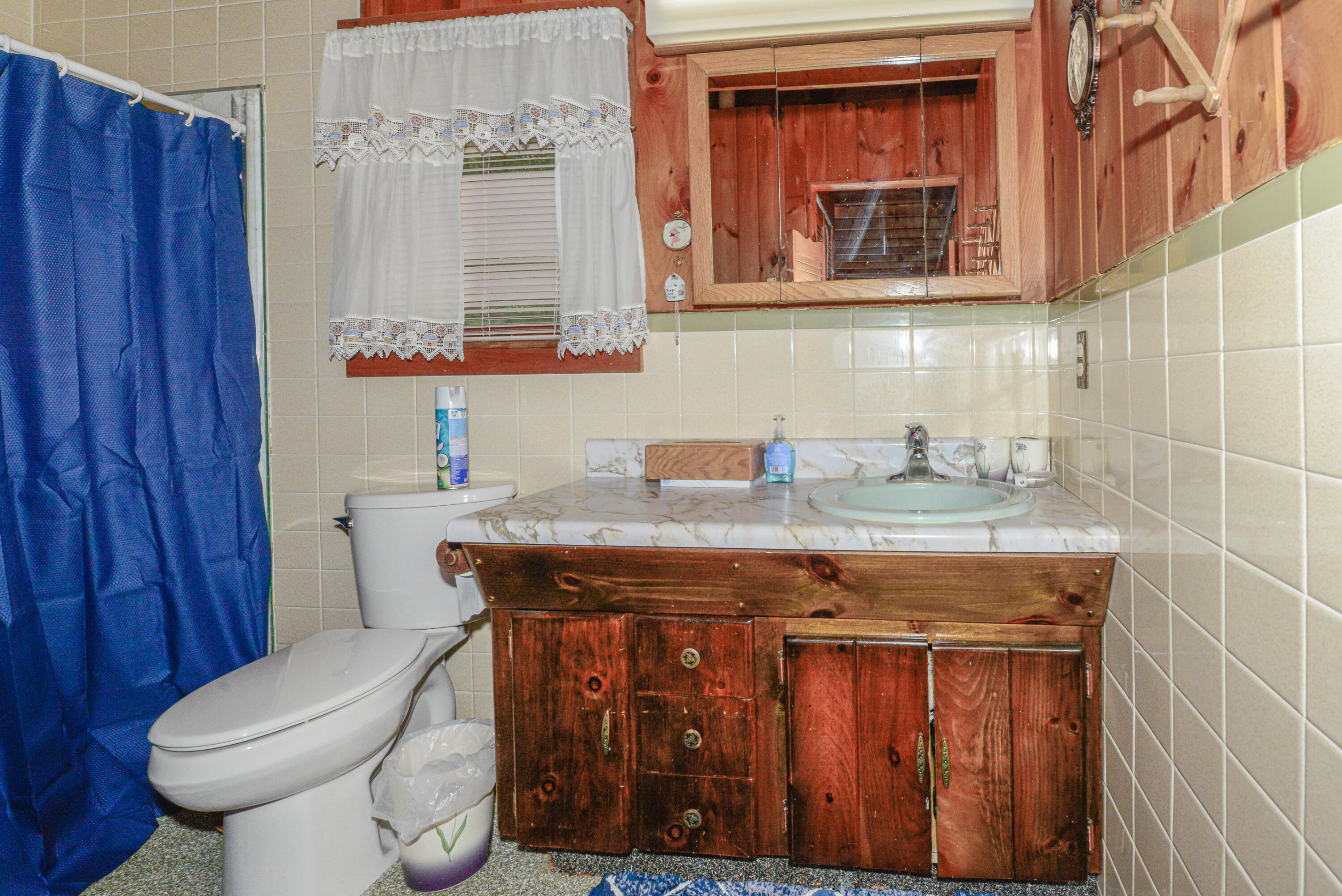 9 Johns Cove Property Photo 21