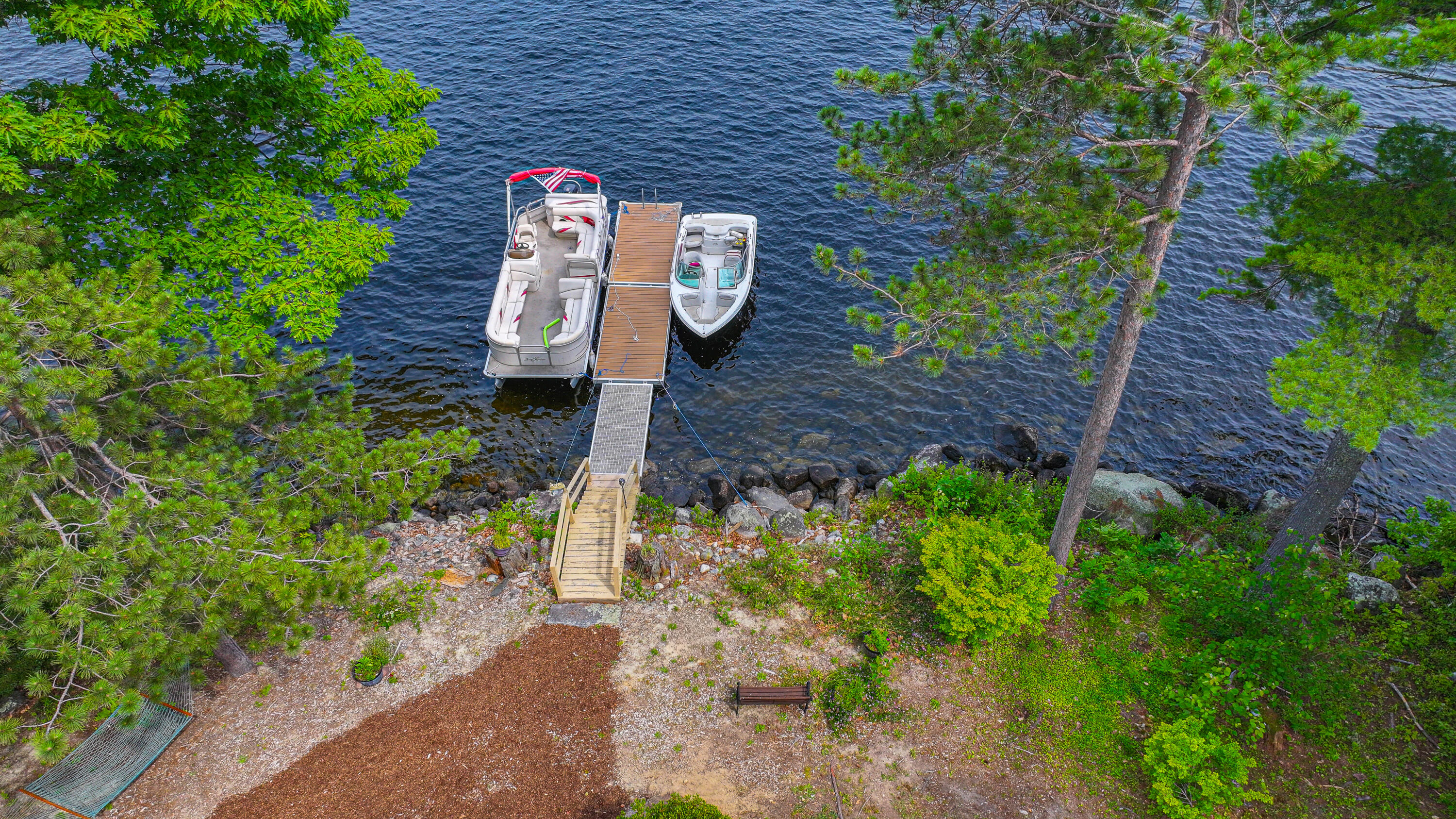 9 Johns Cove Property Photo 31