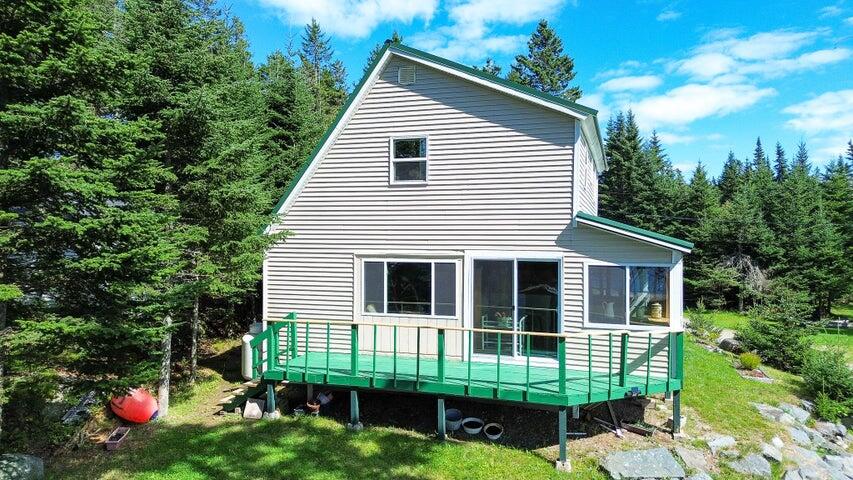 16 Hannah's Cove Property Photo 9