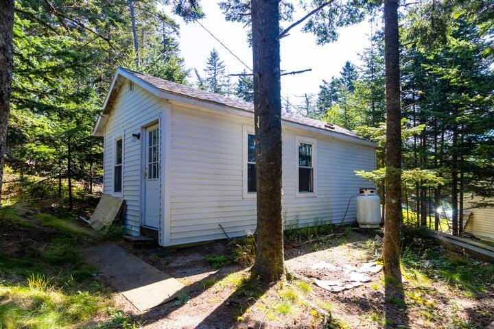 16 Hannah's Cove Property Photo 39
