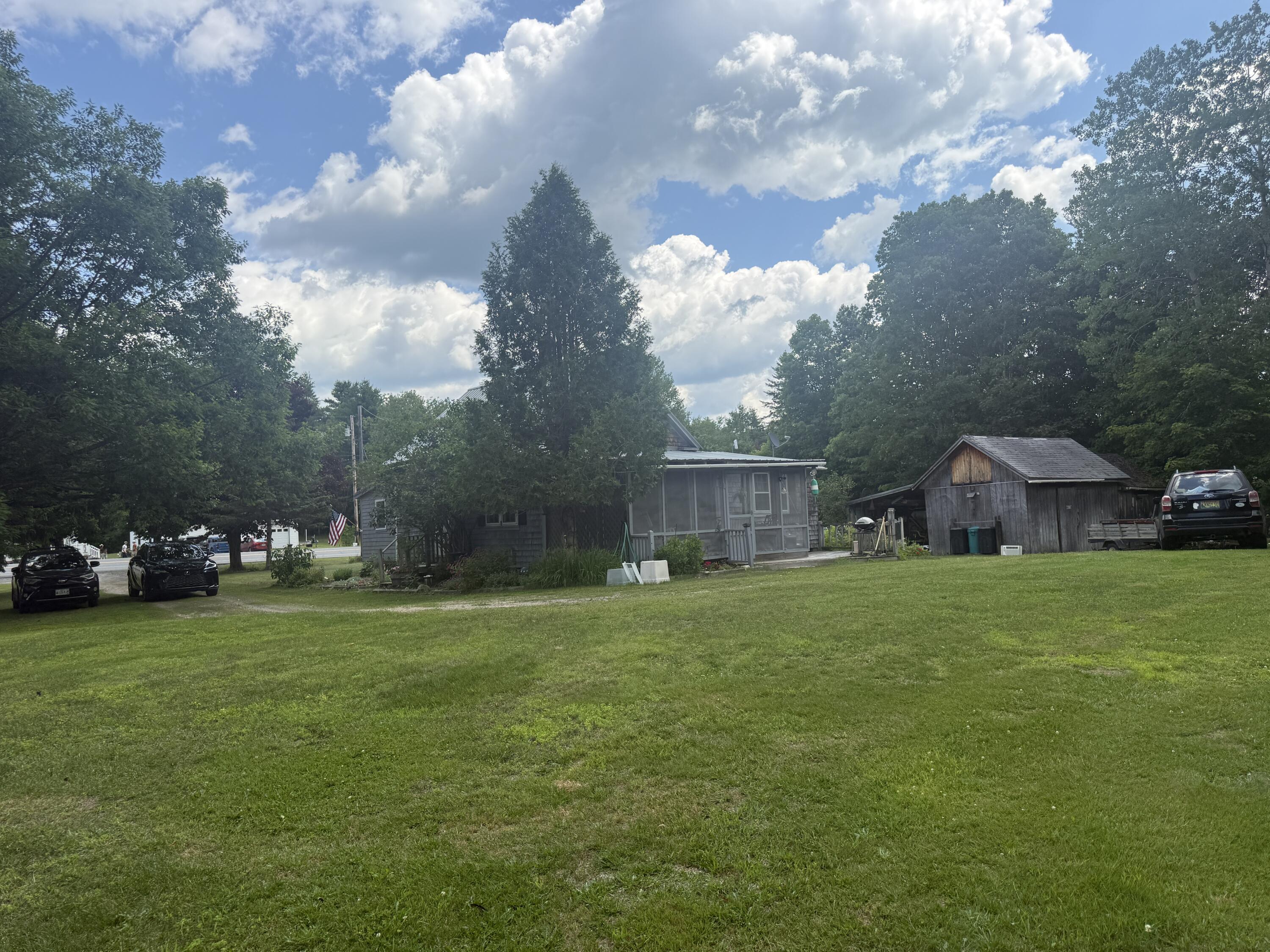 2653 Lee Road Property Photo 11
