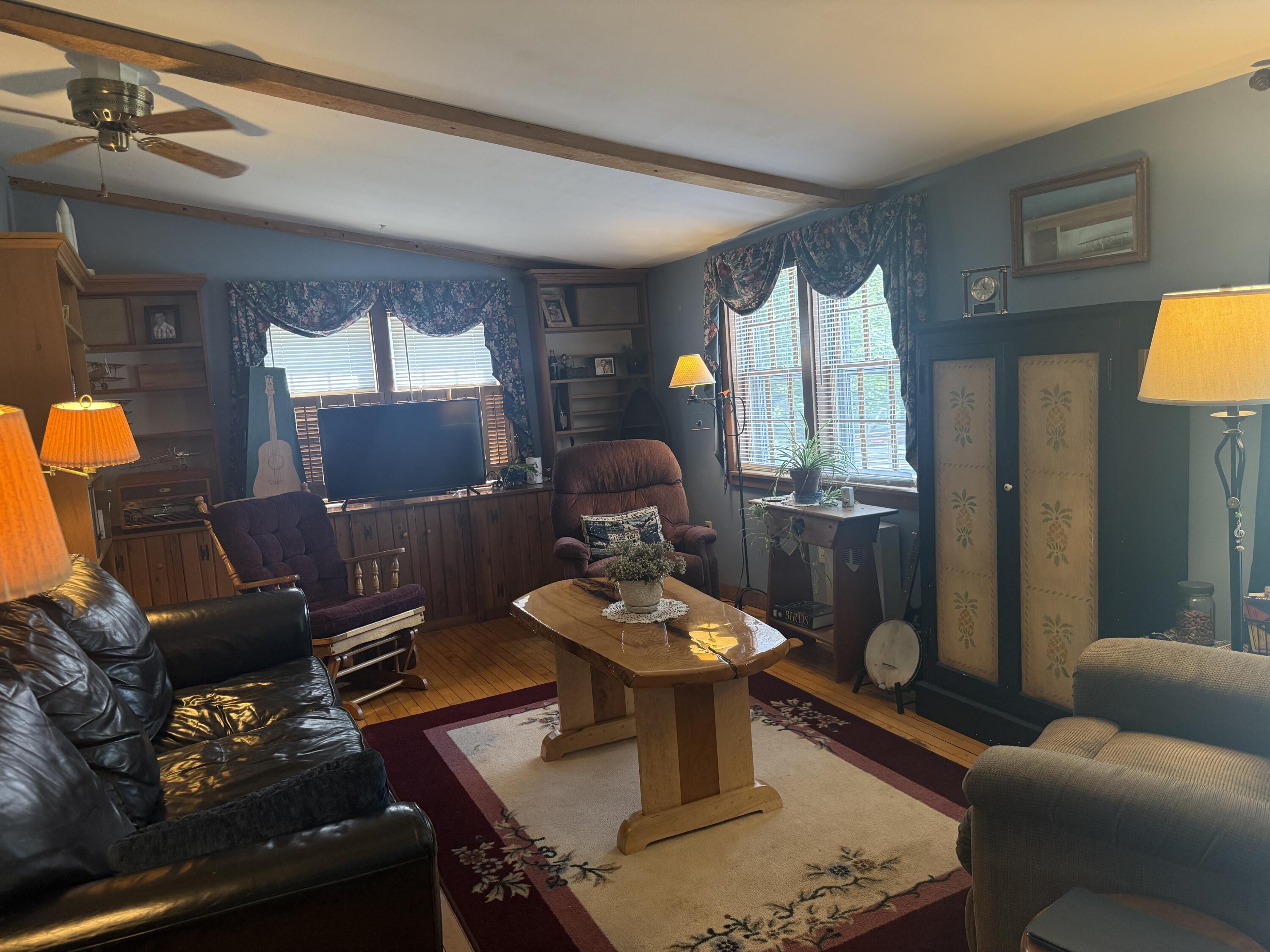 2653 Lee Road Property Photo 19