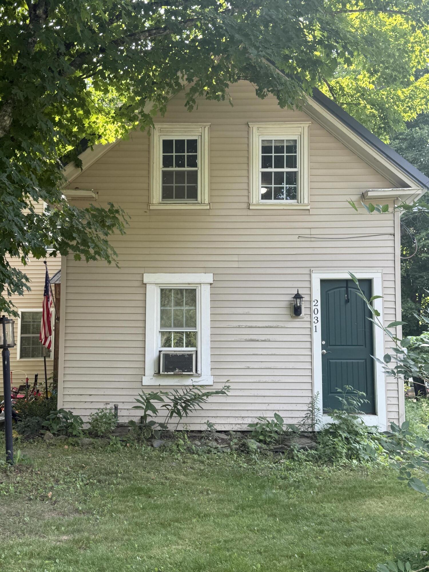 2031 Carmel Road N Property Photo 1