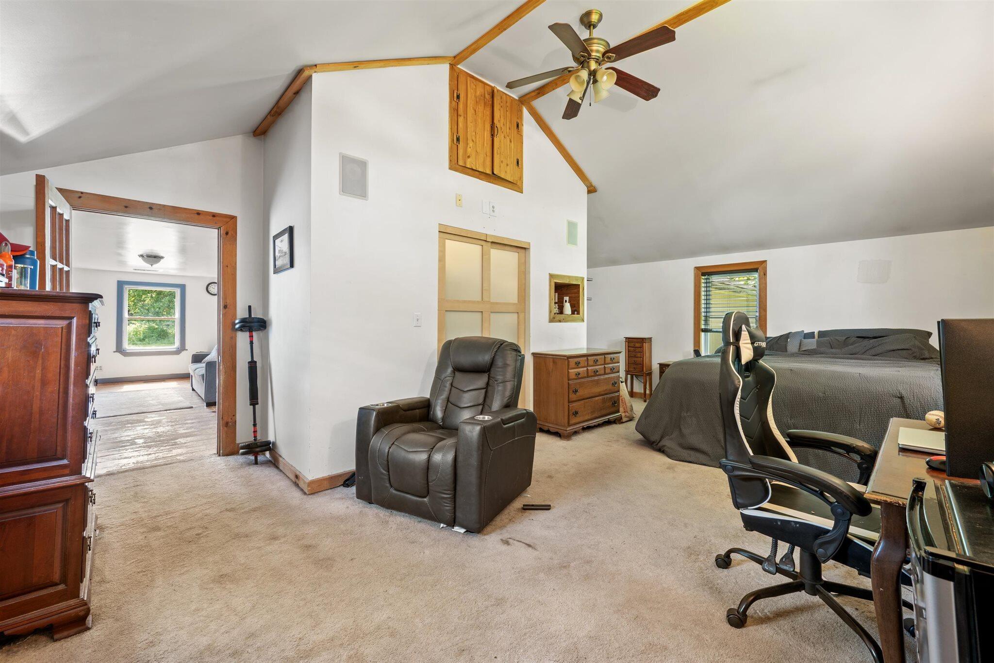 13 Race Course Road Property Photo 16