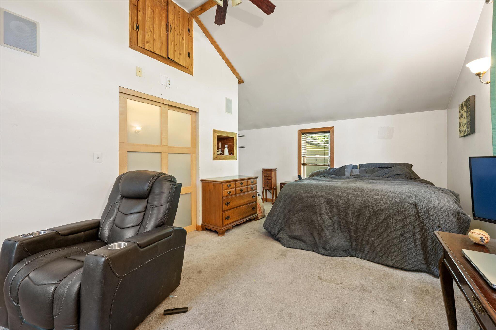 13 Race Course Road Property Photo 17