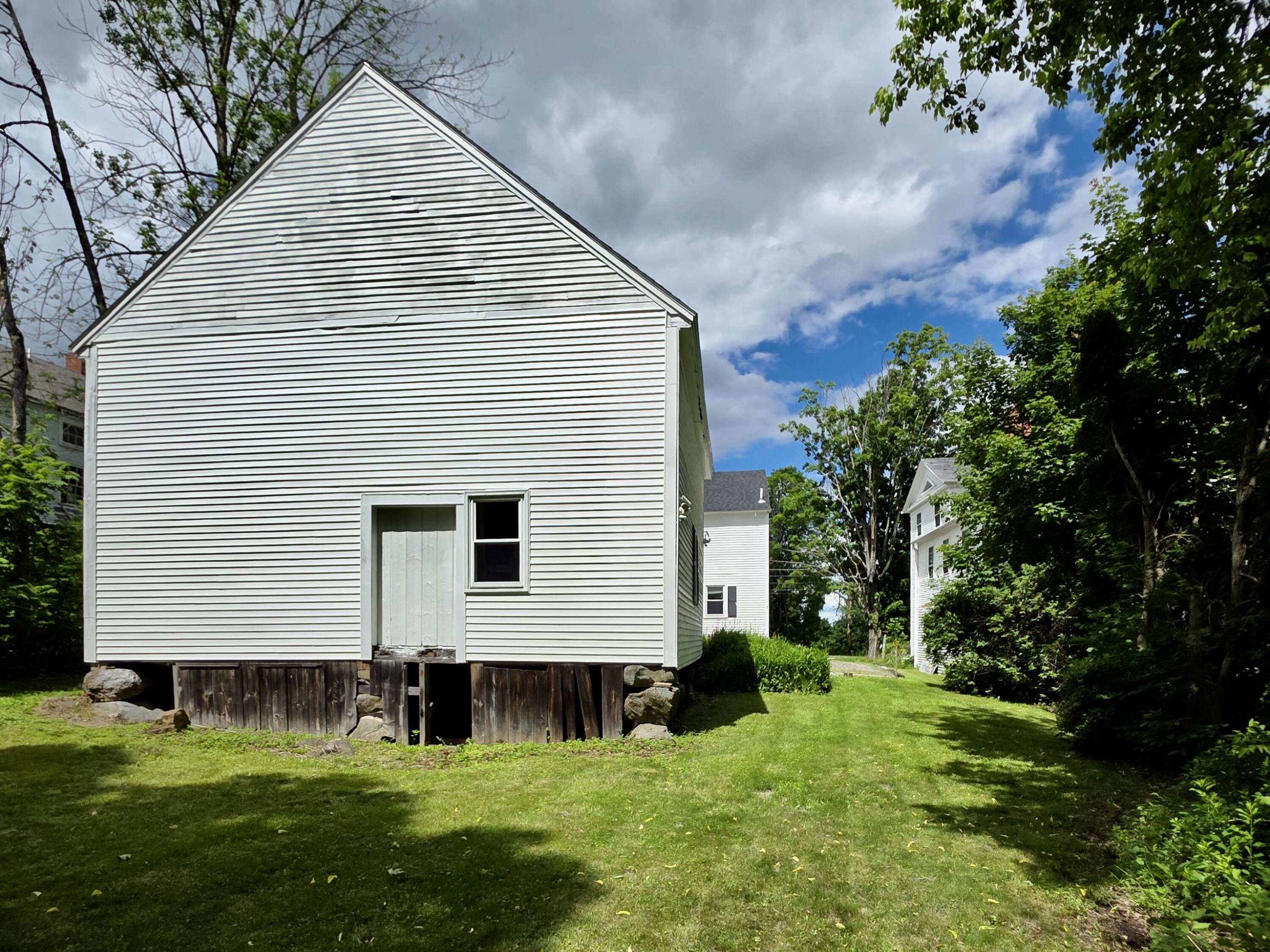 5 Ossipee Trail E Property Photo 5