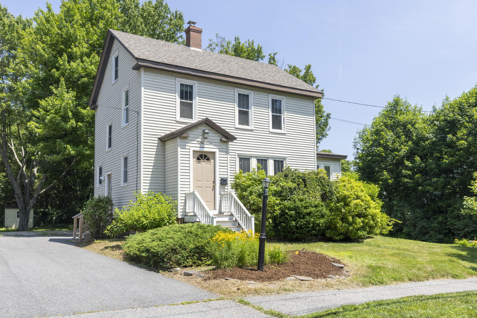87 Read Street Property Photo 1